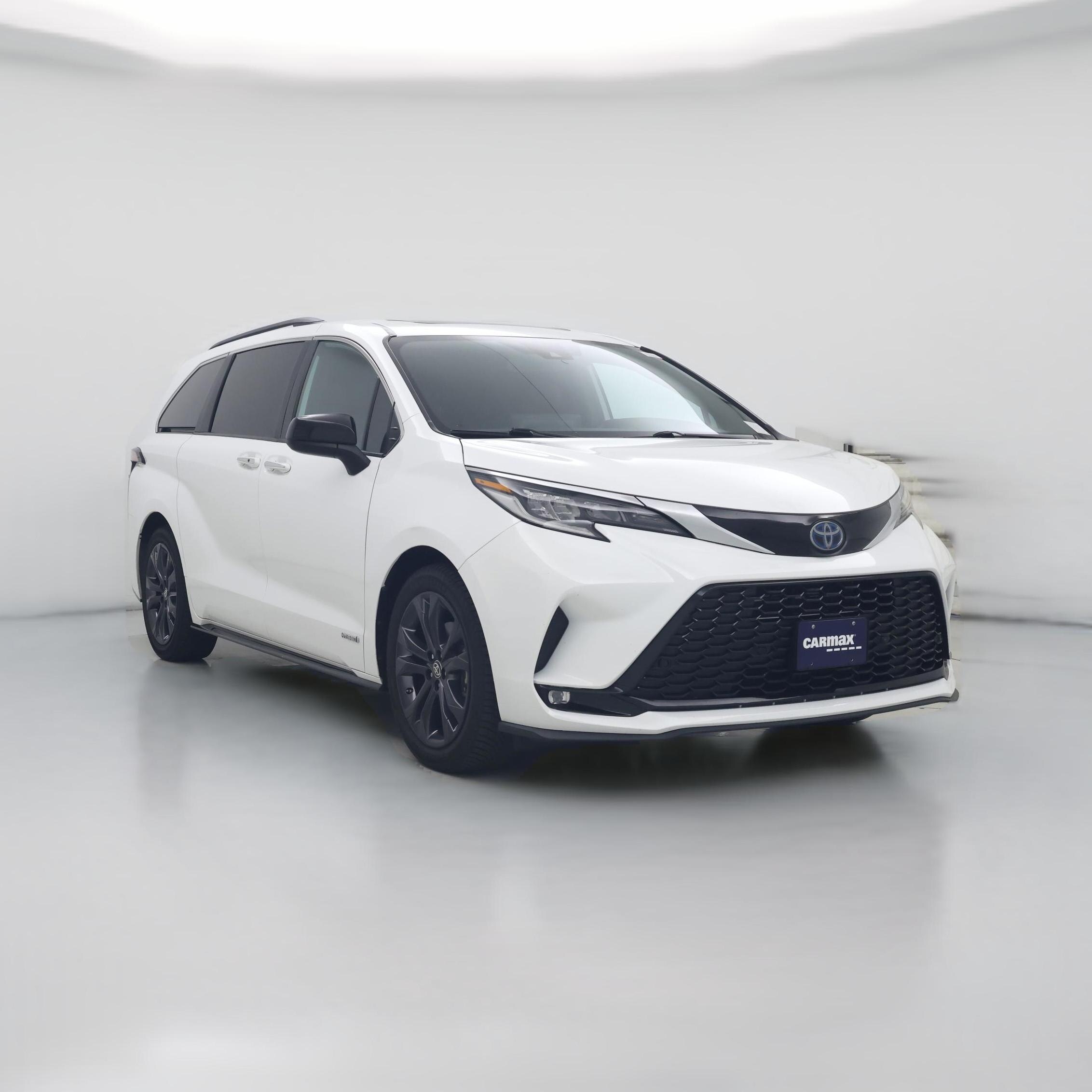 Thumbnail: 2021 Toyota Sienna - 1