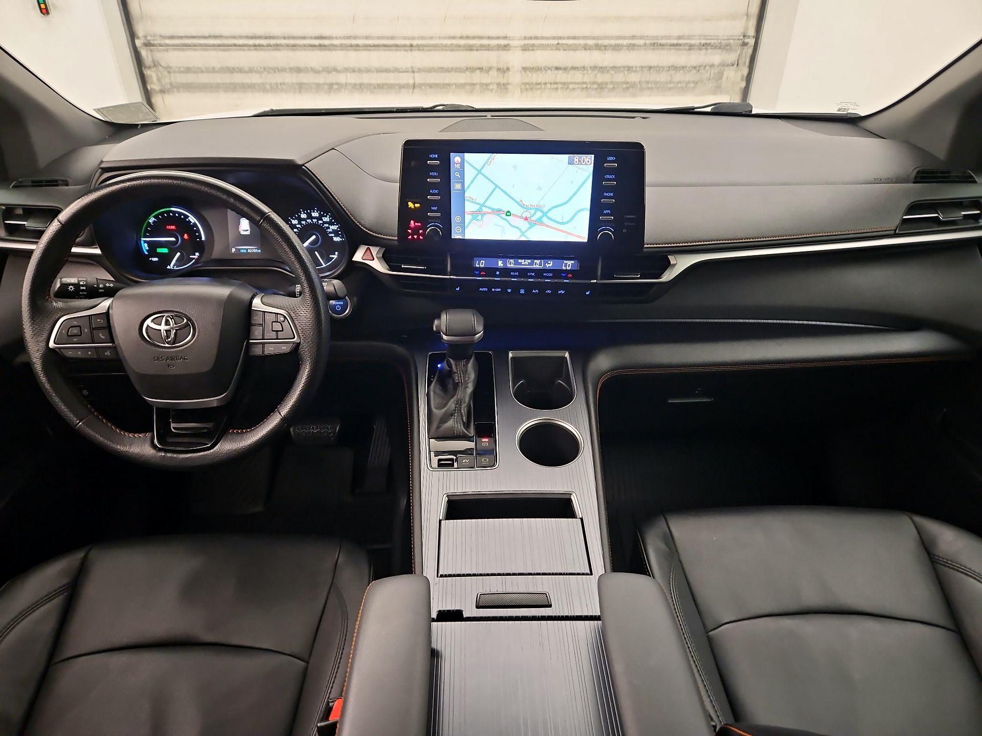 Thumbnail: 2021 Toyota Sienna - 9