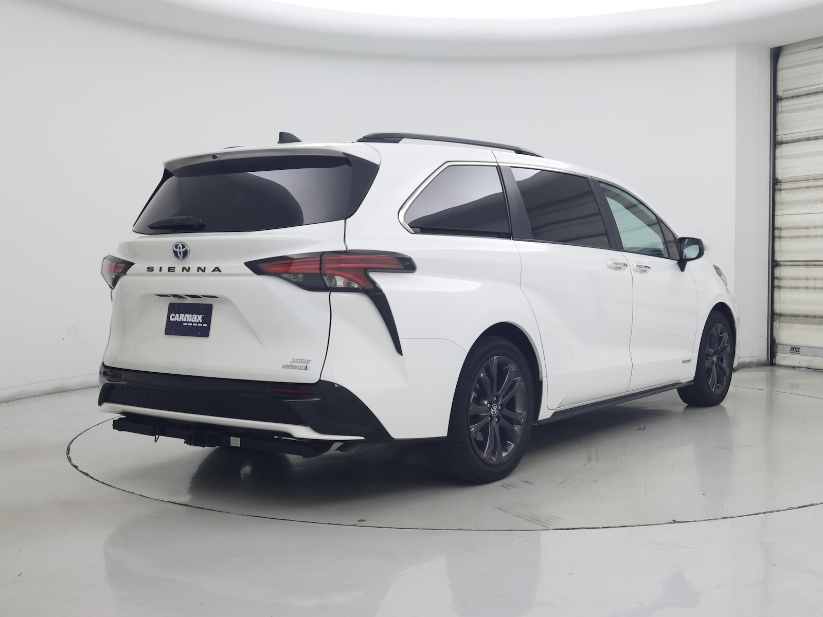 2021 Toyota Sienna XSE - Photo 9