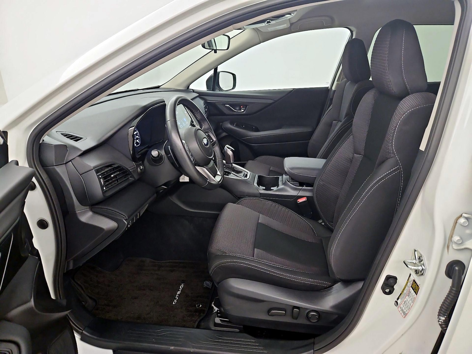 2025 Subaru Outback Premium - Photo 12