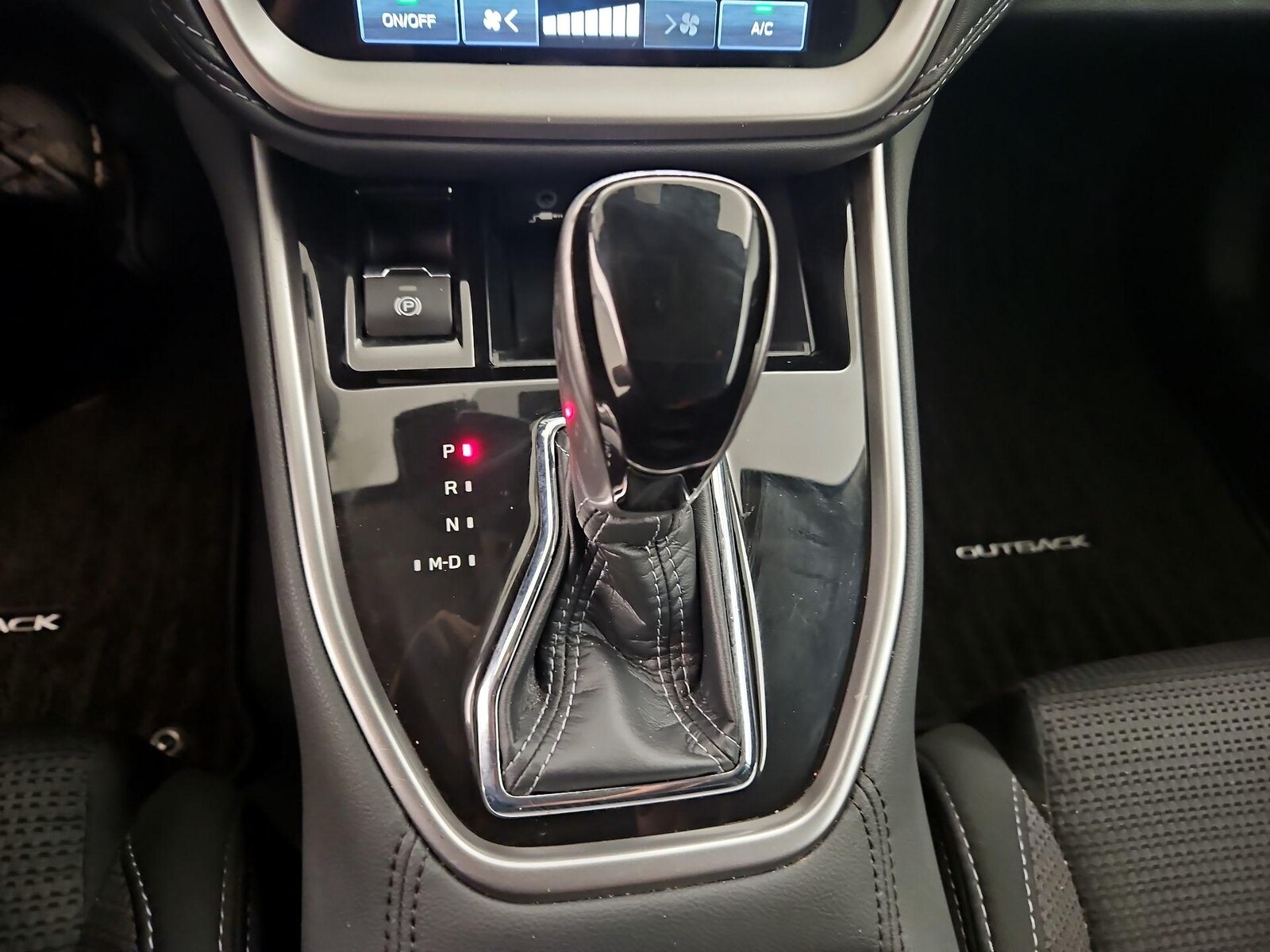 2025 Subaru Outback Premium - Photo 18