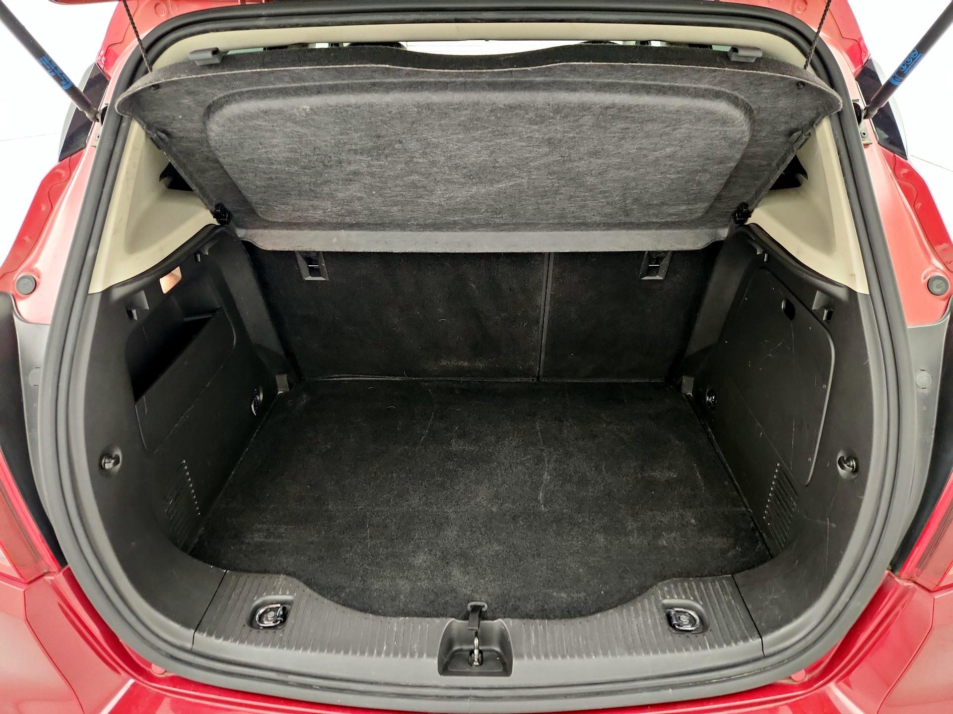 Thumbnail: 2019 Buick Encore - 20