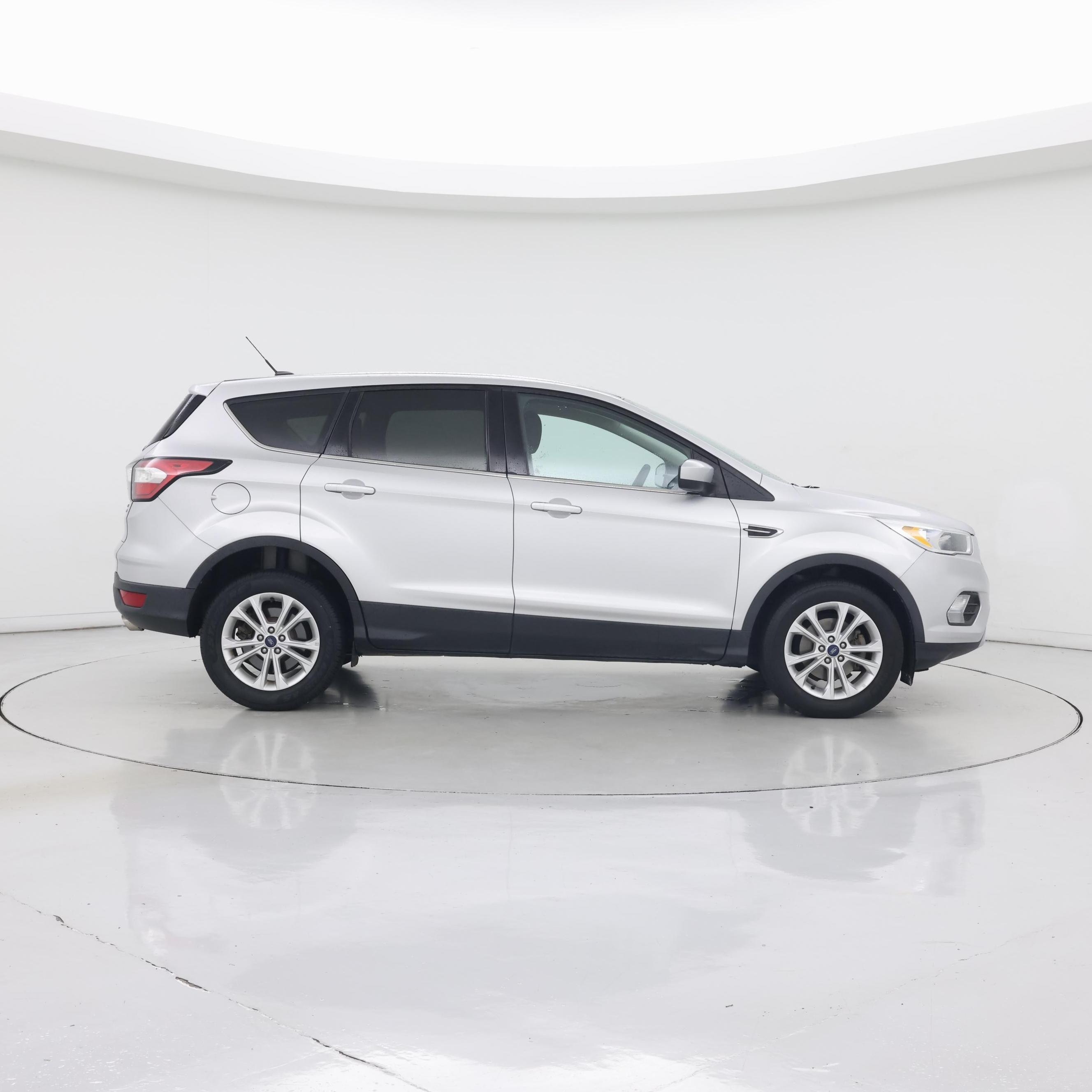 Thumbnail: 2017 Ford Escape - 7