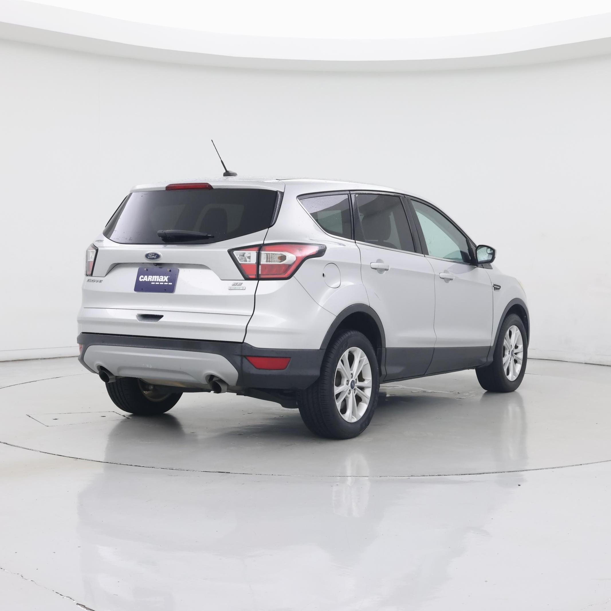Thumbnail: 2017 Ford Escape - 8