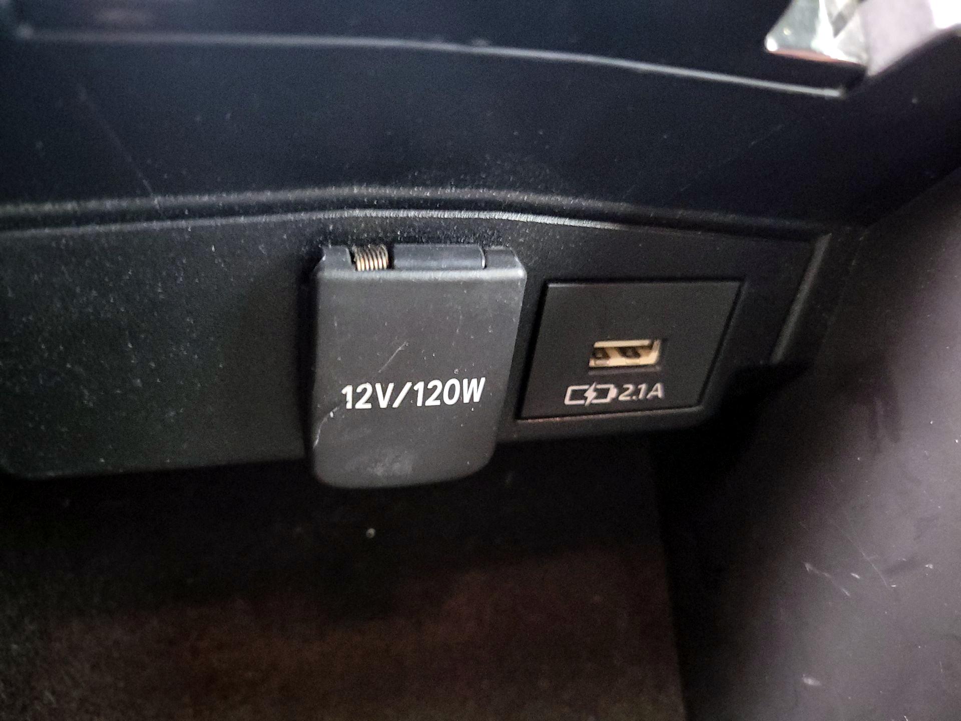 Thumbnail: 2021 Toyota Corolla - 18