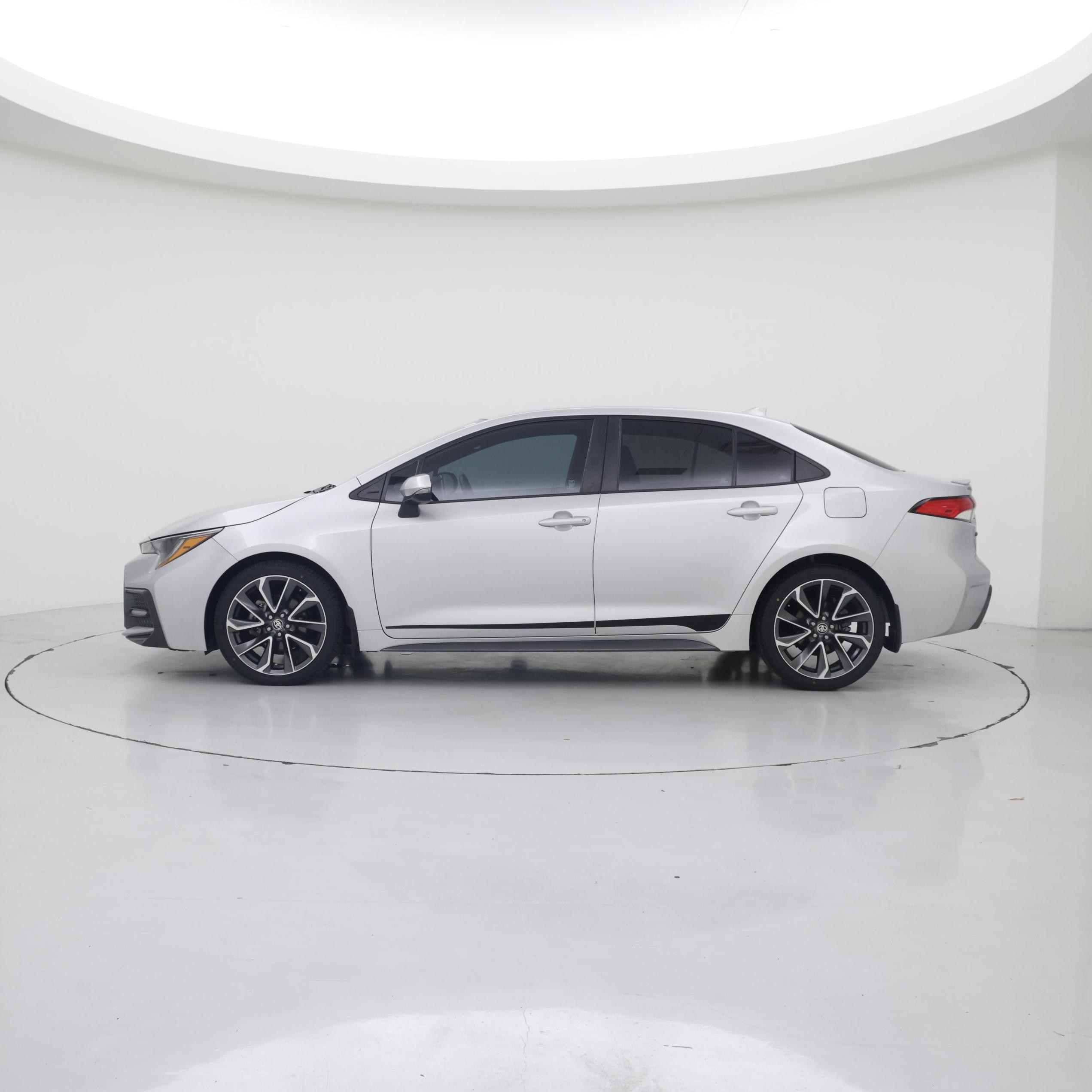 Thumbnail: 2021 Toyota Corolla - 3