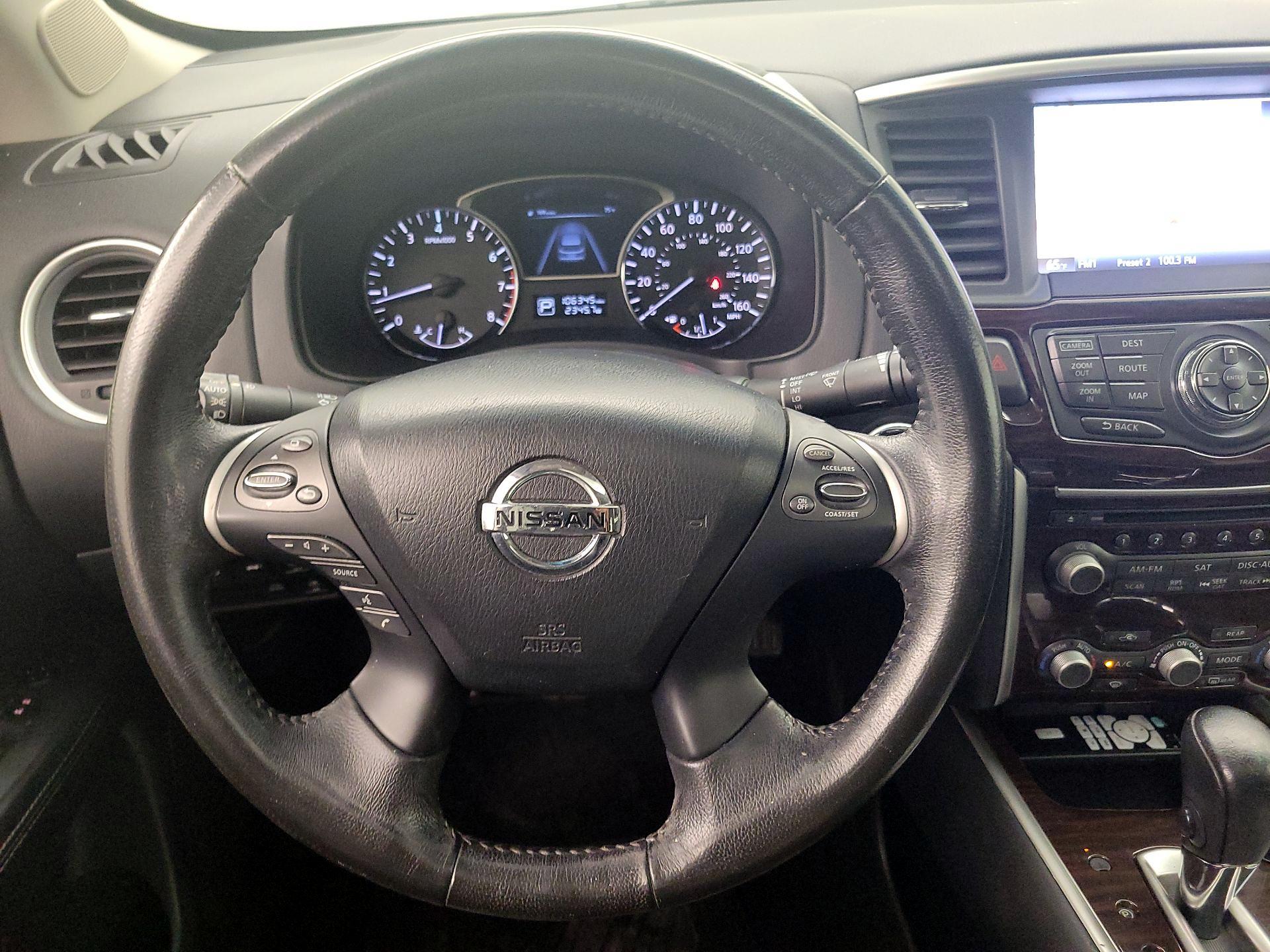 Thumbnail: 2014 Nissan Pathfinder - 10