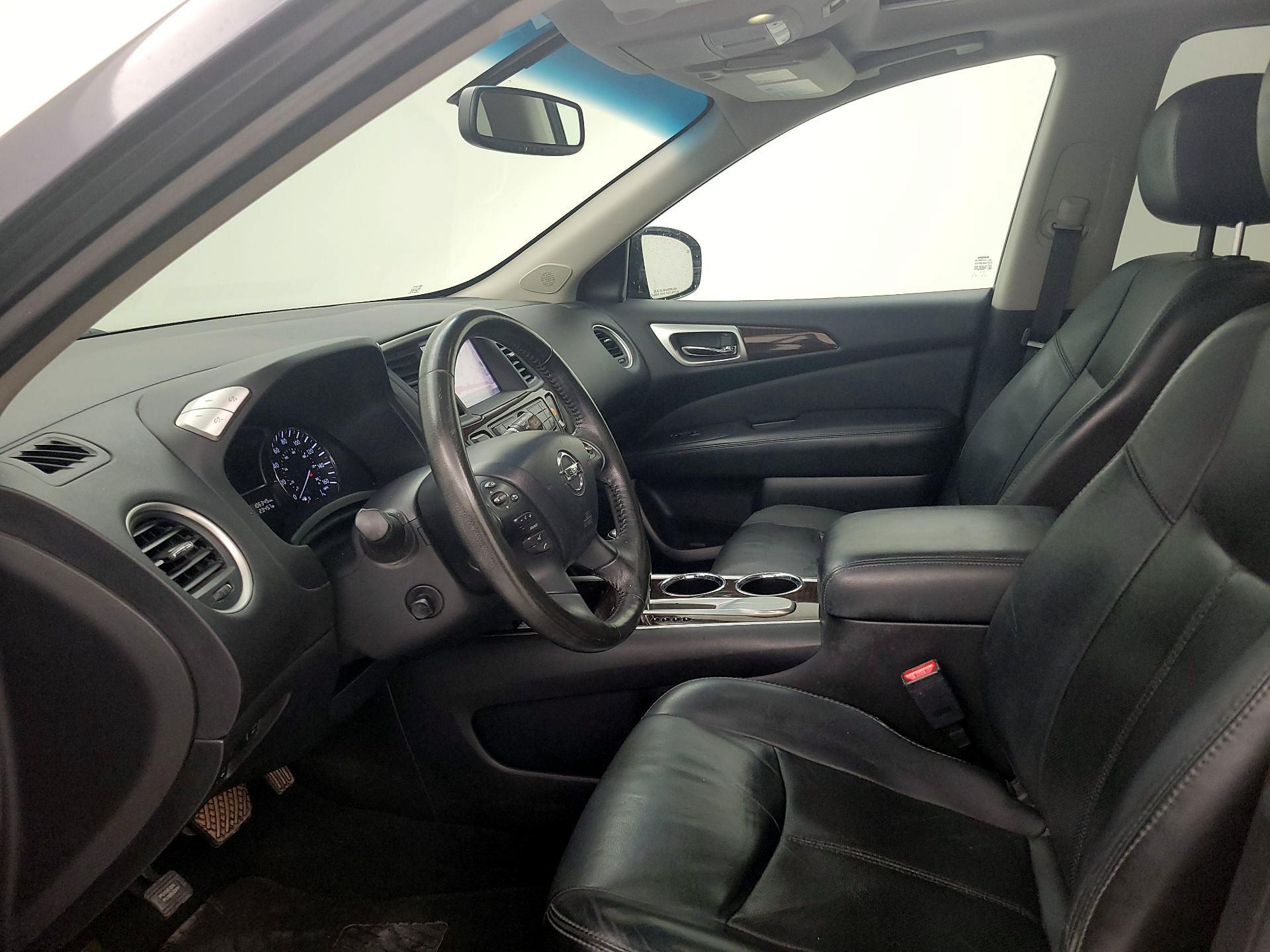 Thumbnail: 2014 Nissan Pathfinder - 11
