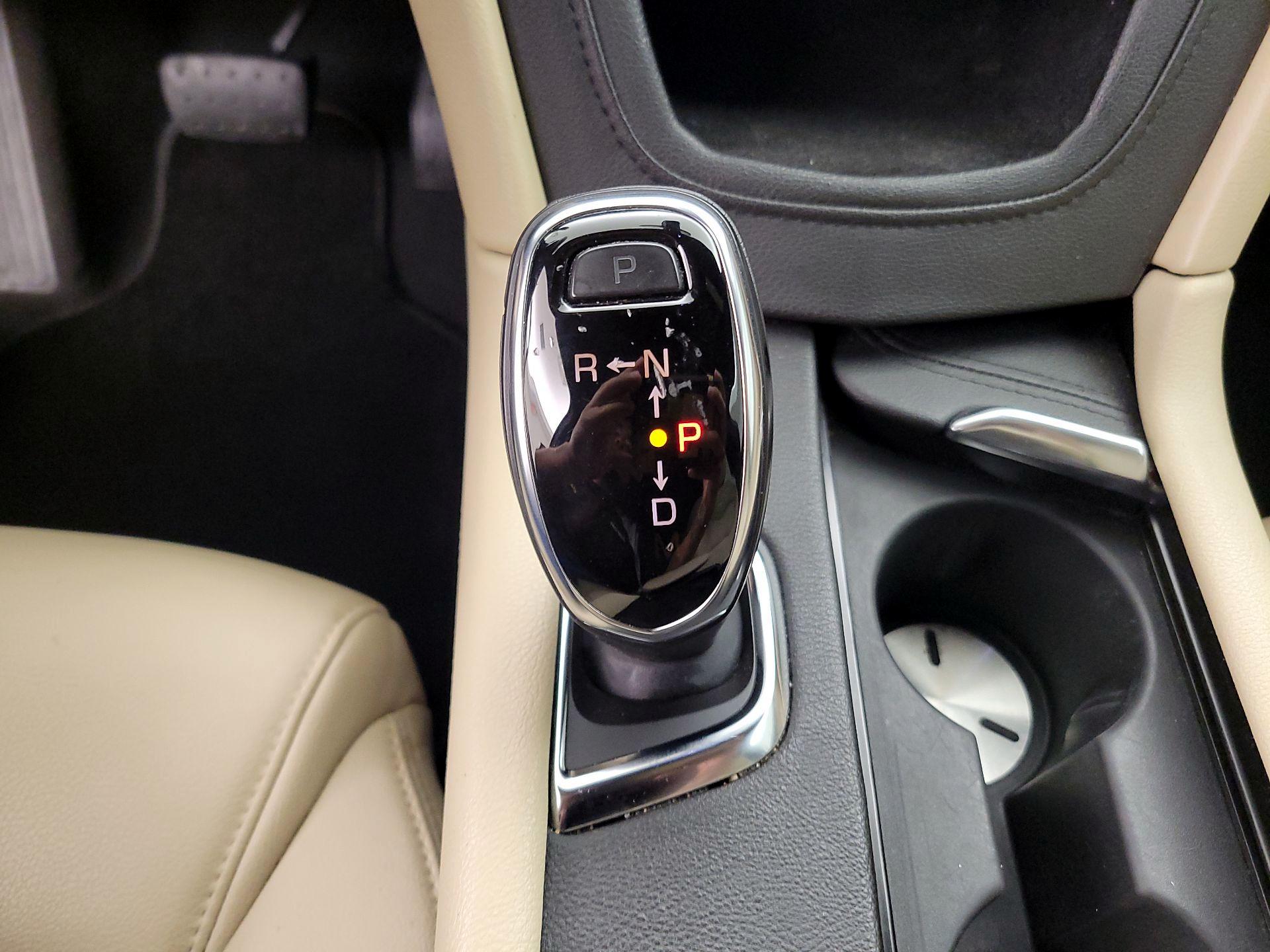 Thumbnail: 2019 Cadillac XT5 - 17