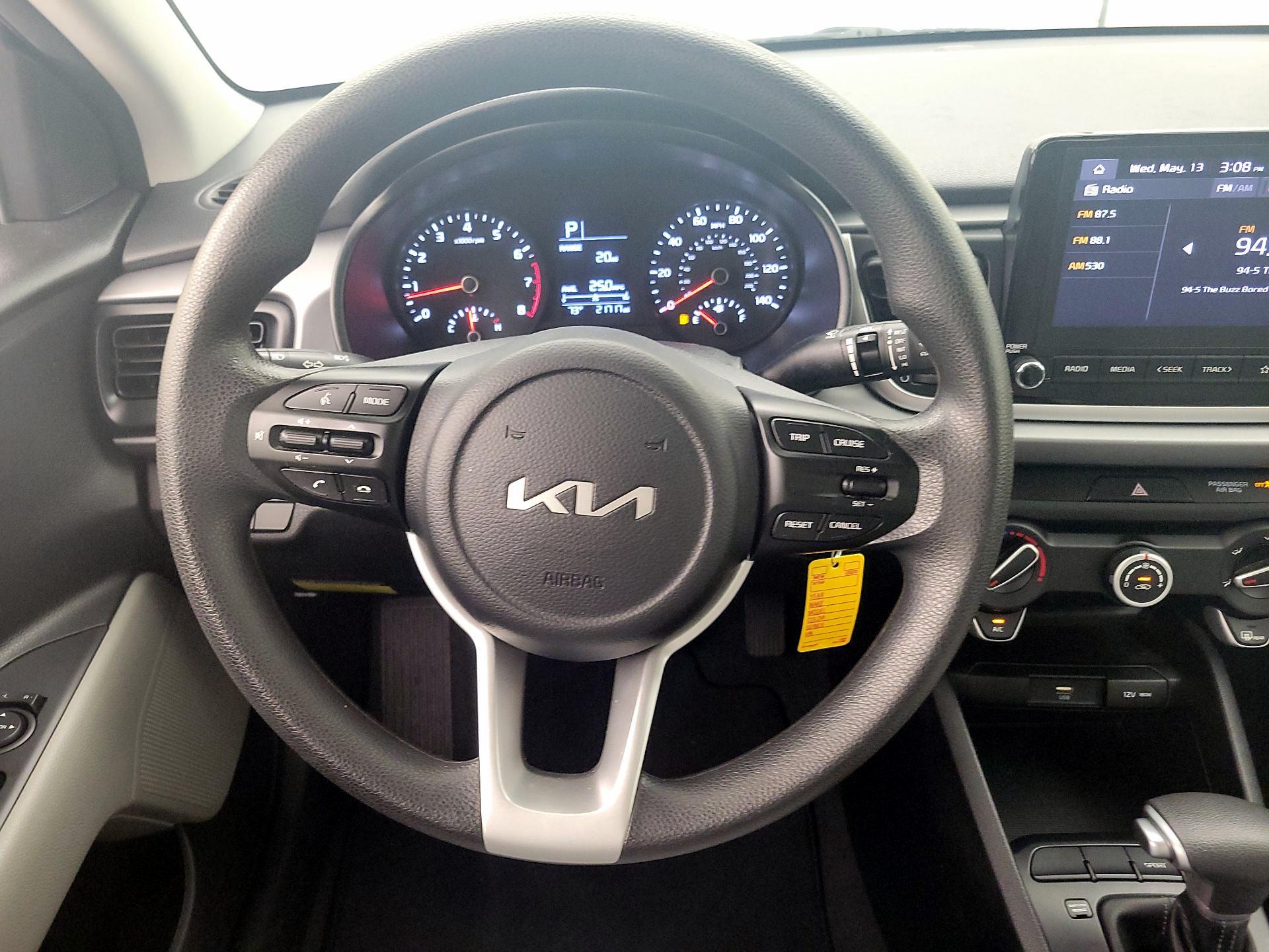 Thumbnail: 2023 Kia Rio - 10