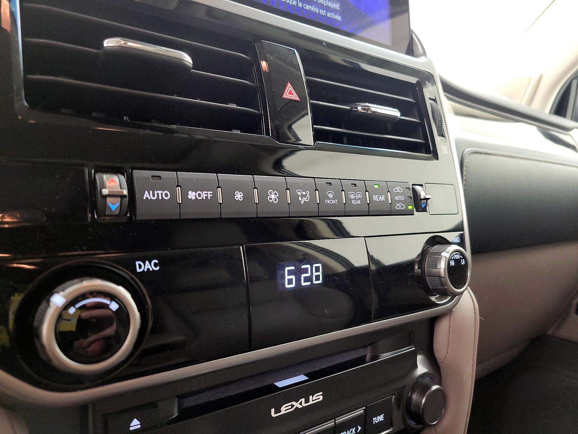 Thumbnail: 2022 Lexus GX - 17
