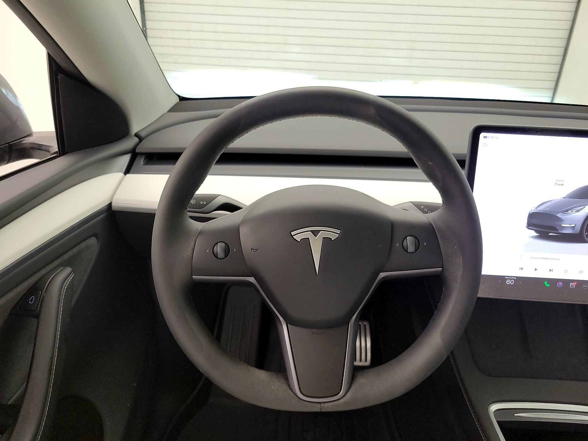 Thumbnail: 2024 Tesla Model Y - 10