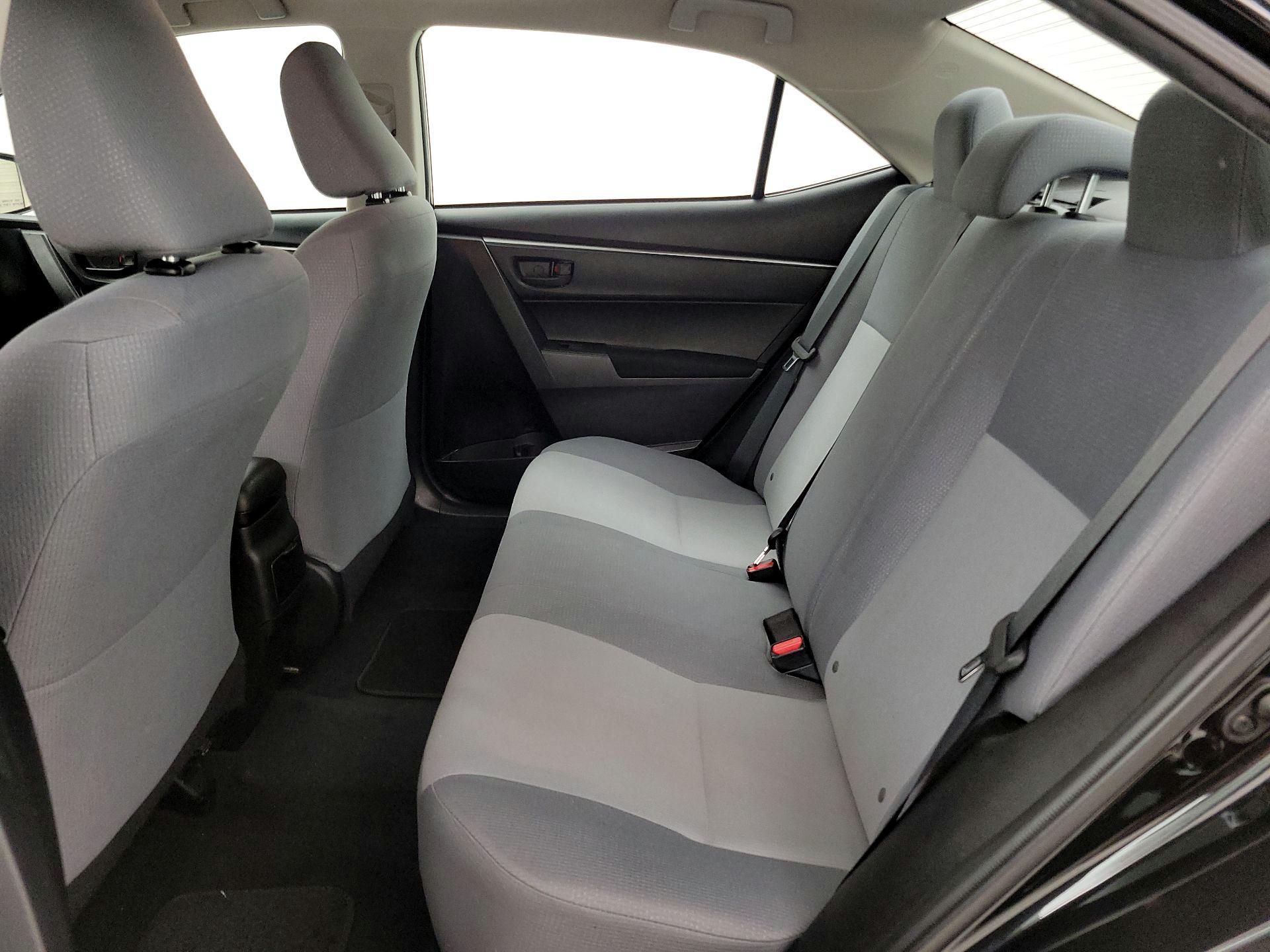 Thumbnail: 2014 Toyota Corolla - 18