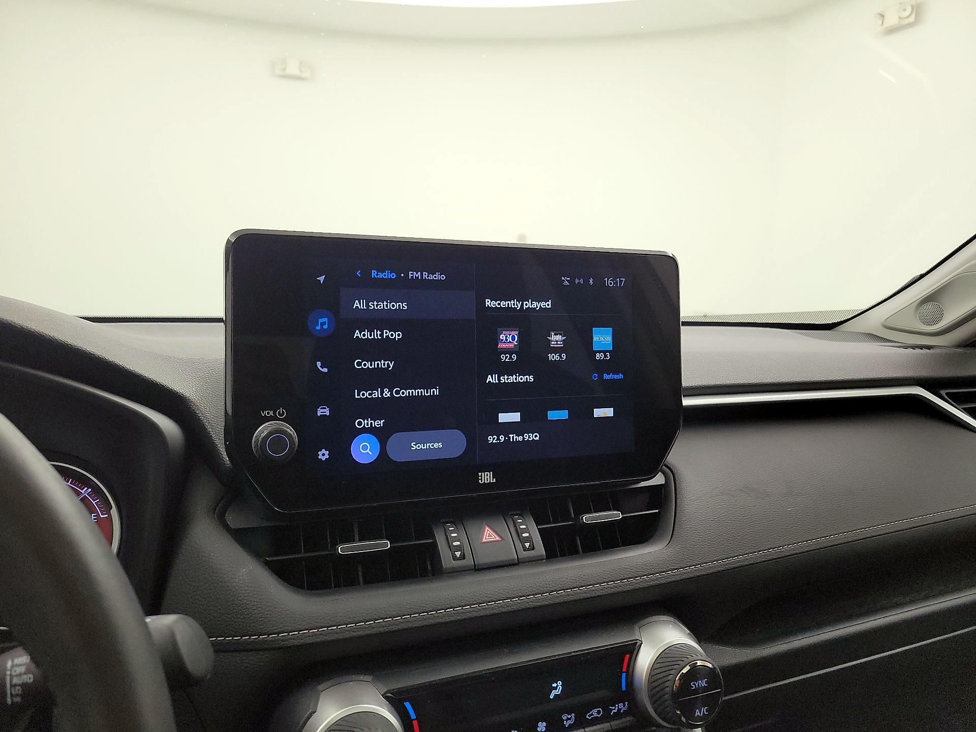 Thumbnail: 2023 Toyota RAV4 - 15