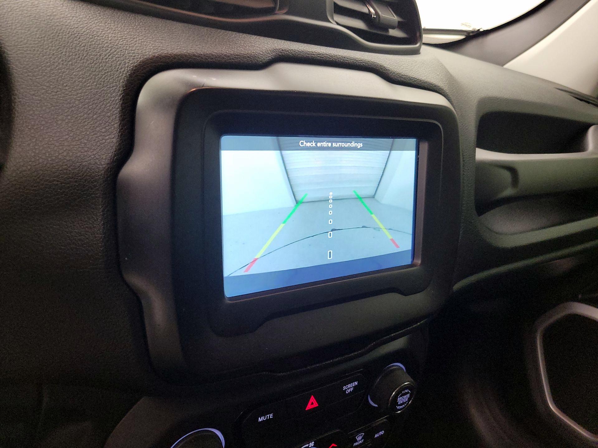 Thumbnail: 2020 Jeep Renegade - 14