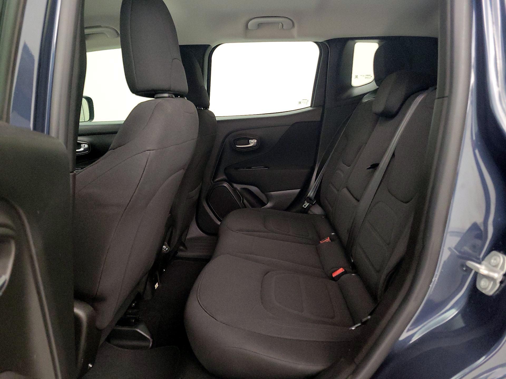 Thumbnail: 2020 Jeep Renegade - 19