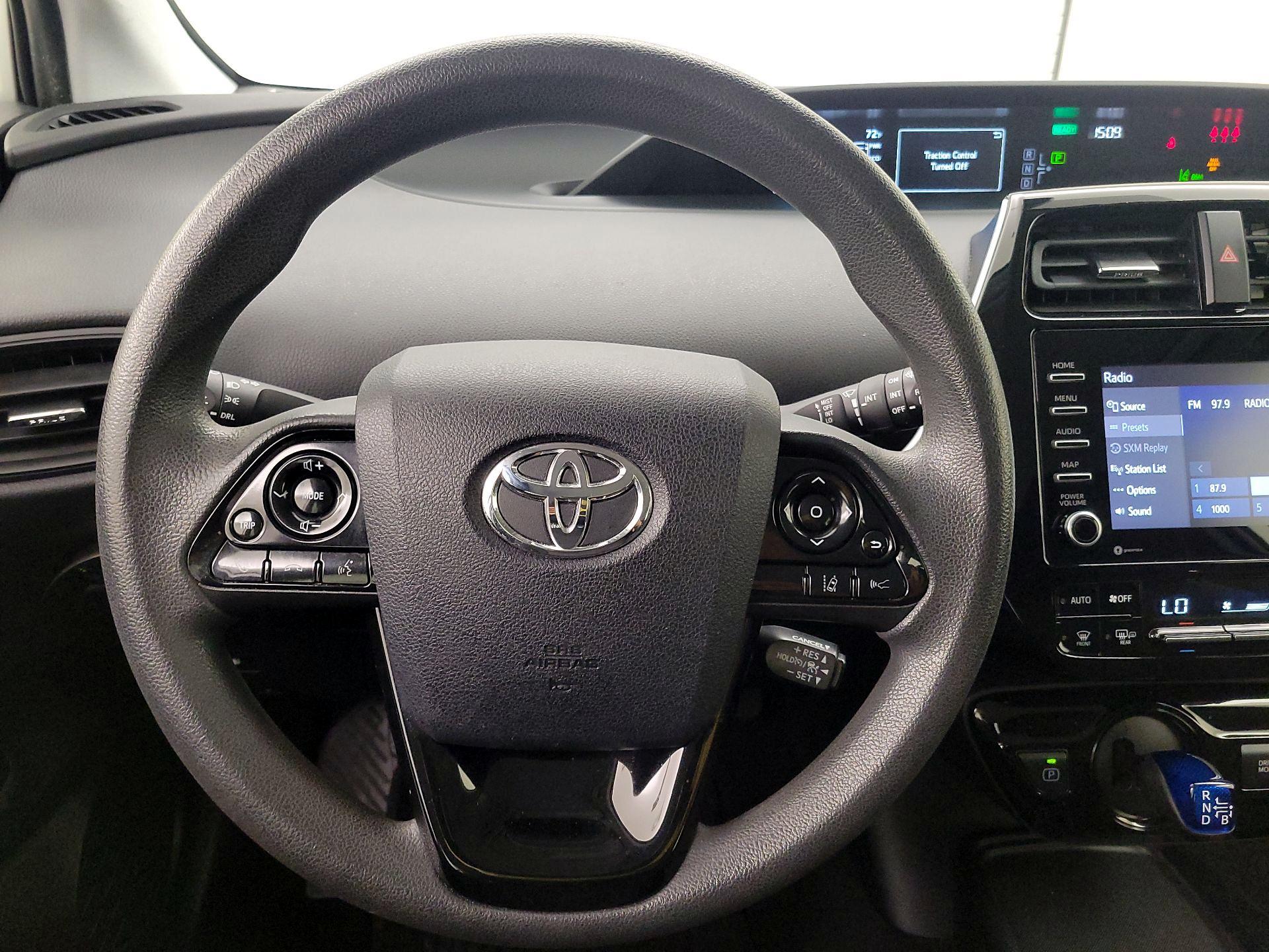 Thumbnail: 2022 Toyota Prius - 10