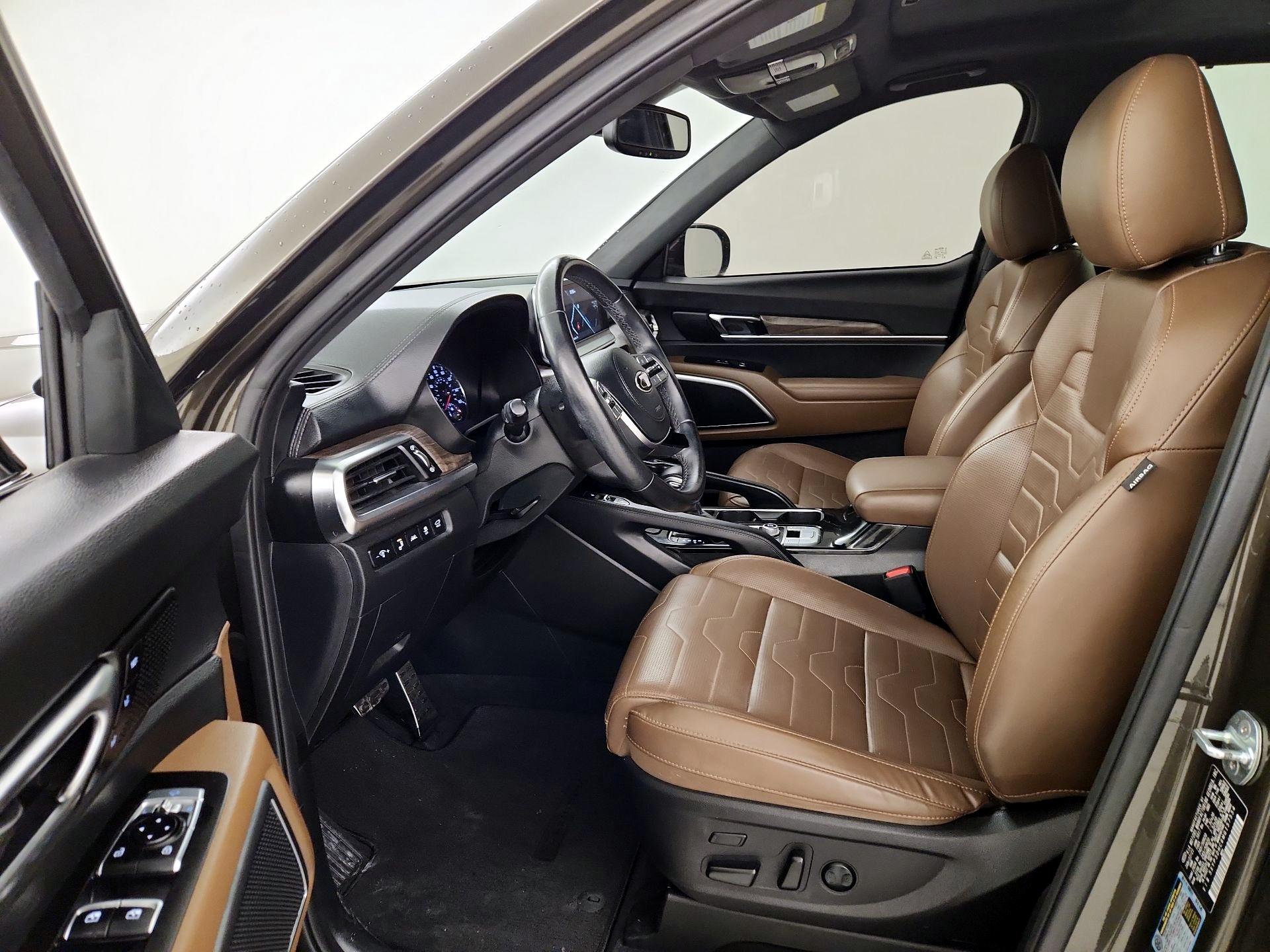 Thumbnail: 2021 Kia Telluride - 11