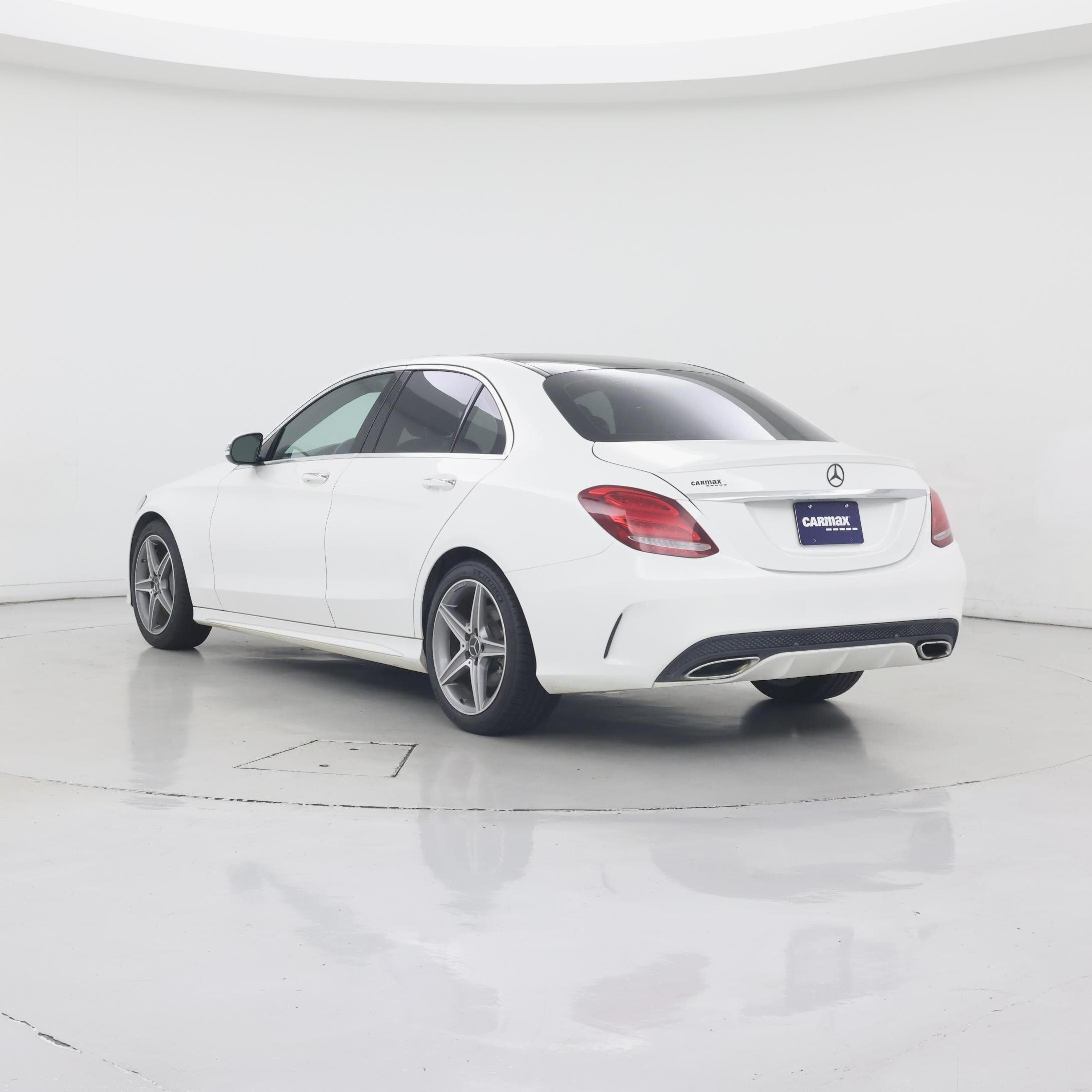 Thumbnail: 2016 Mercedes-Benz C-Class - 2