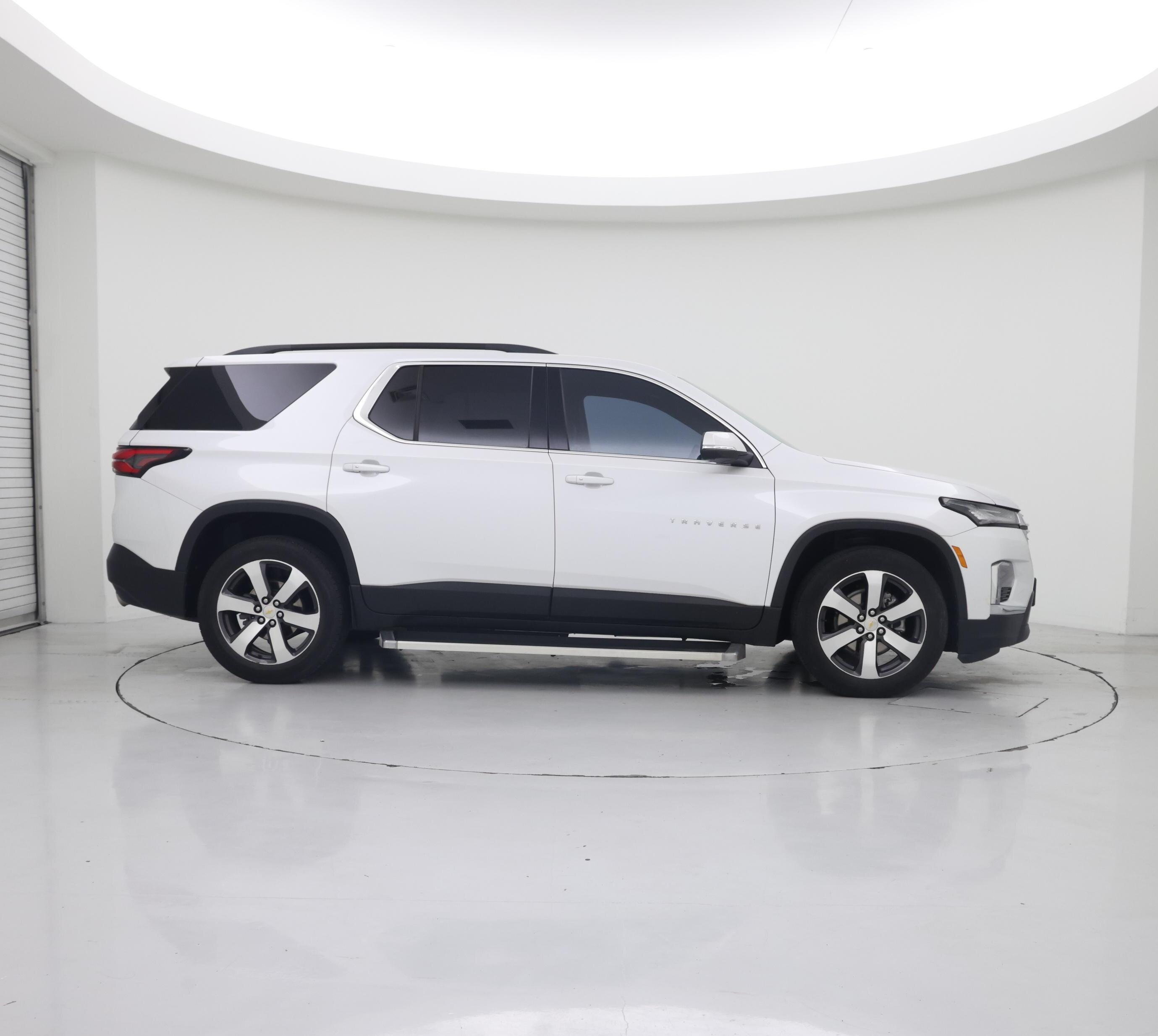 Thumbnail: 2022 Chevrolet Traverse - 7