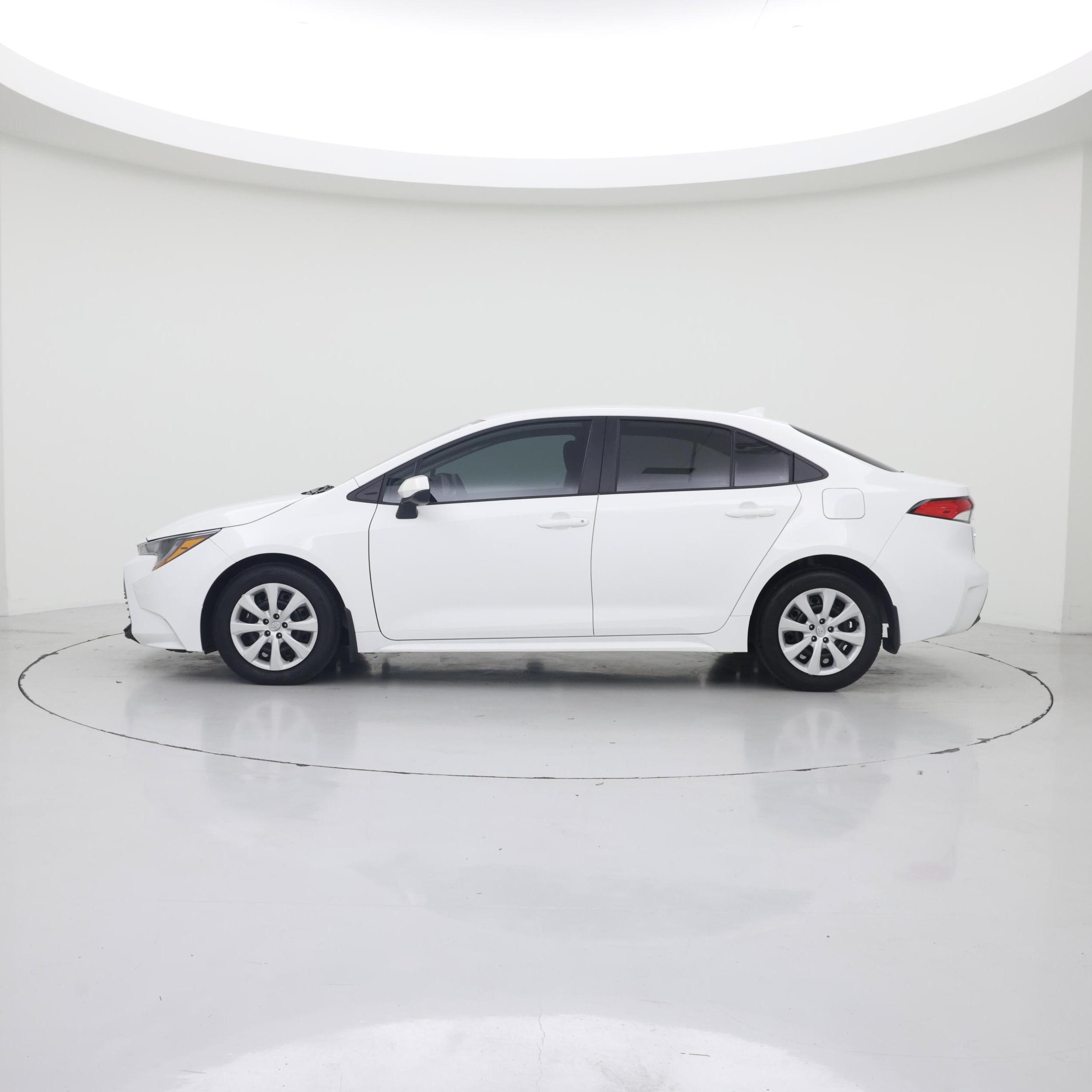 Thumbnail: 2024 Toyota Corolla - 3