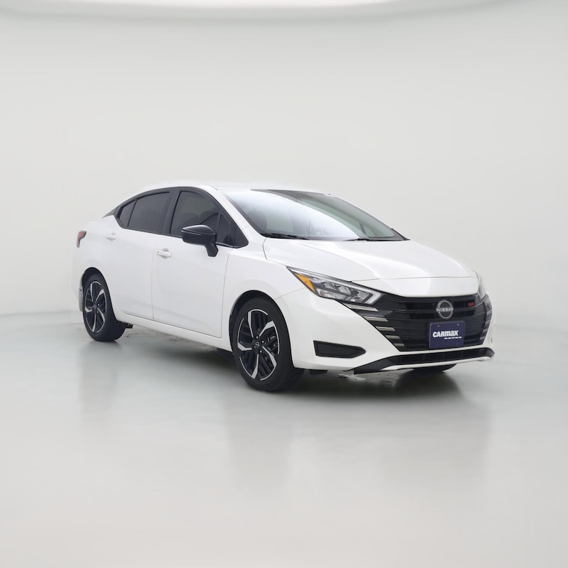 2024 Nissan Versa SR