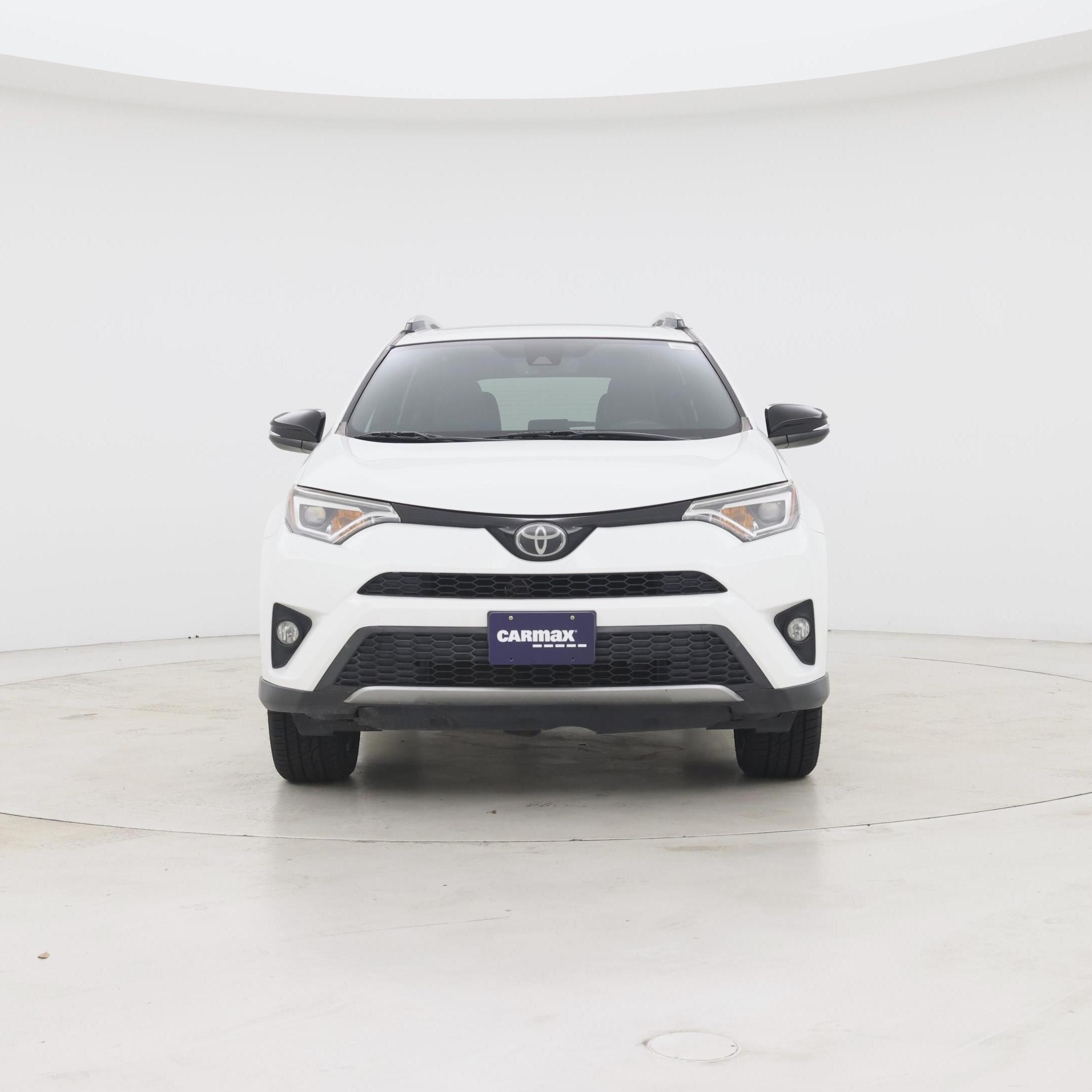 Thumbnail: 2018 Toyota RAV4 - 5