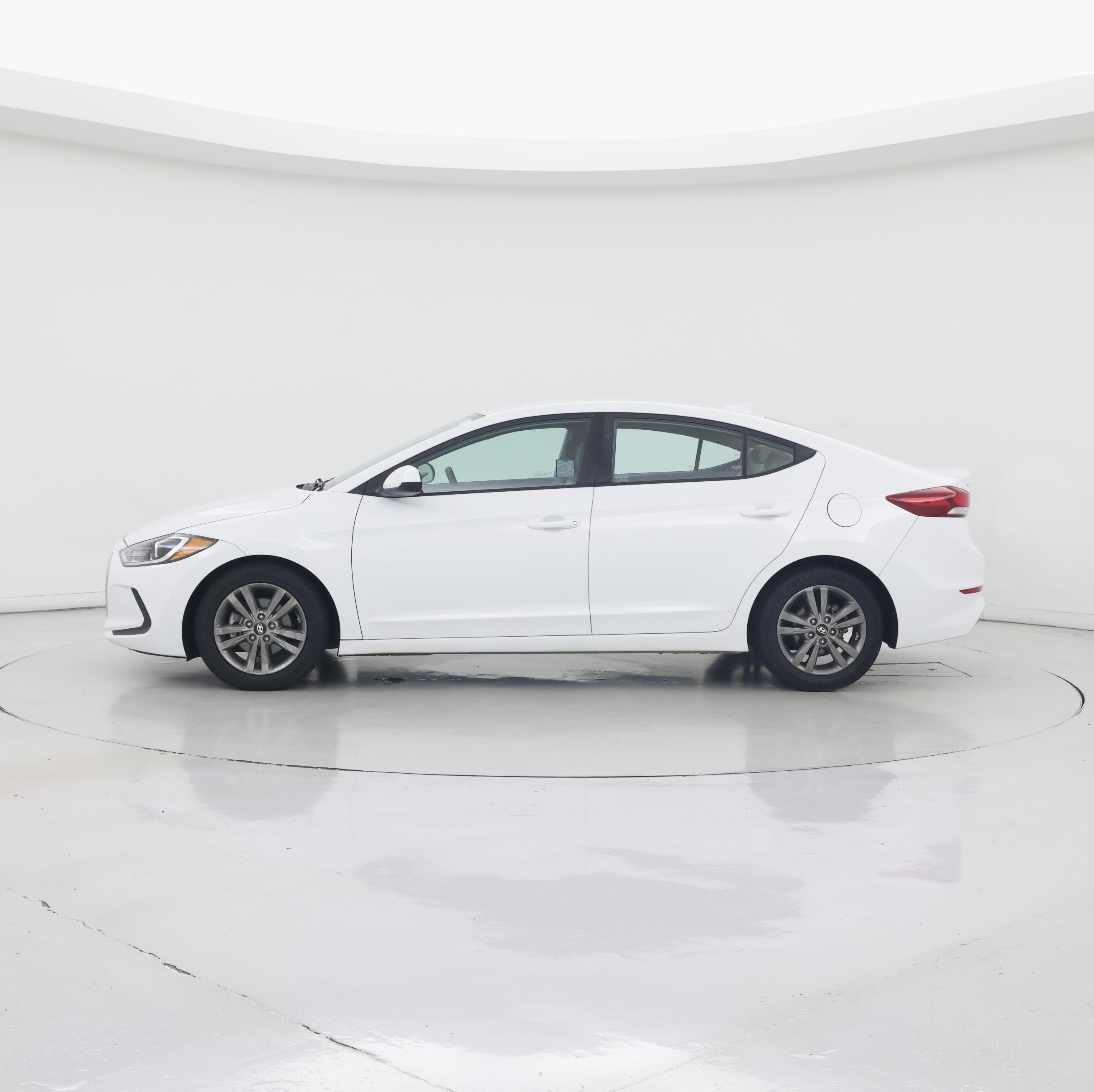 Thumbnail: 2018 Hyundai Elantra - 3