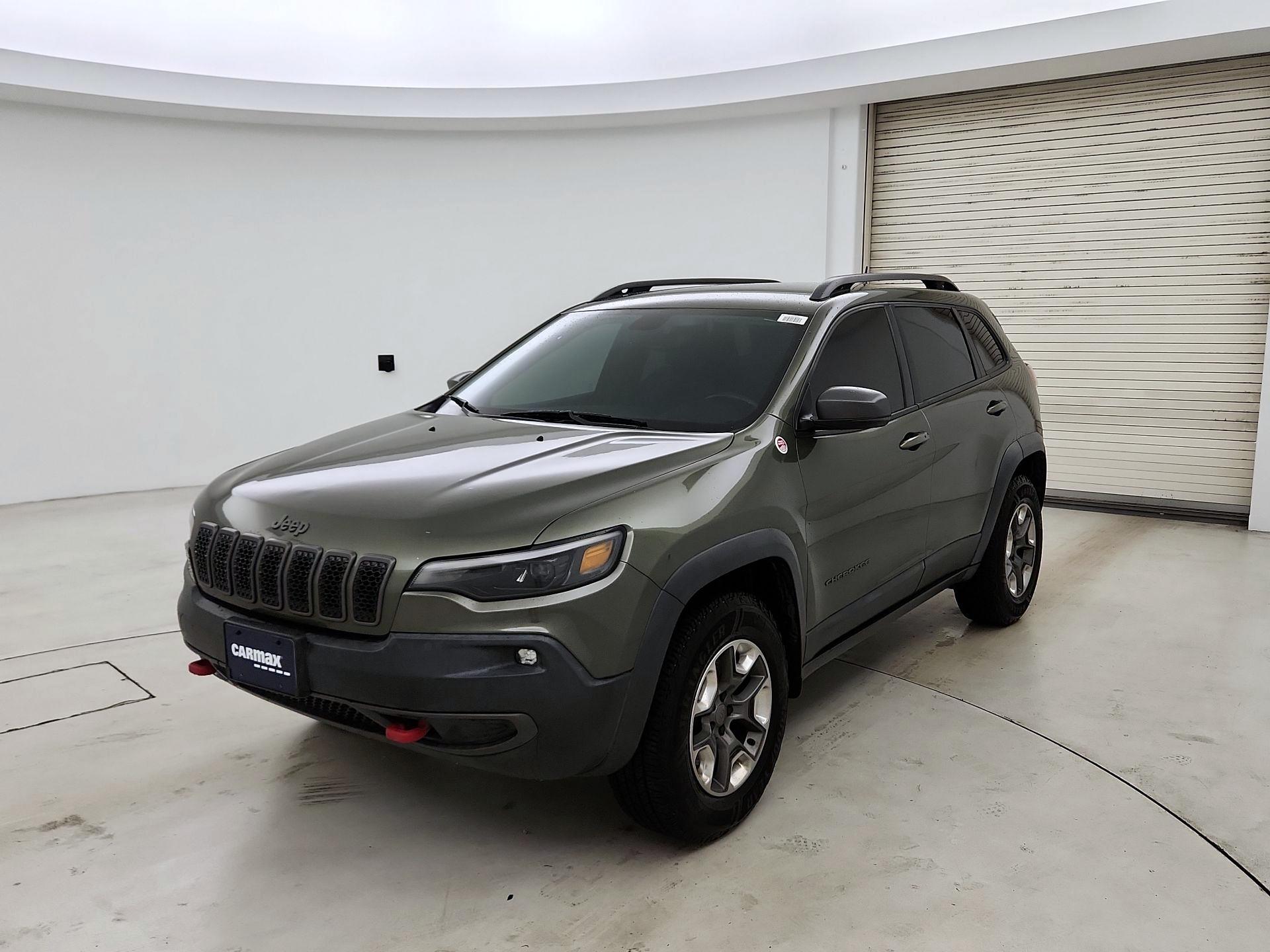 Thumbnail: 2019 Jeep Cherokee - 3