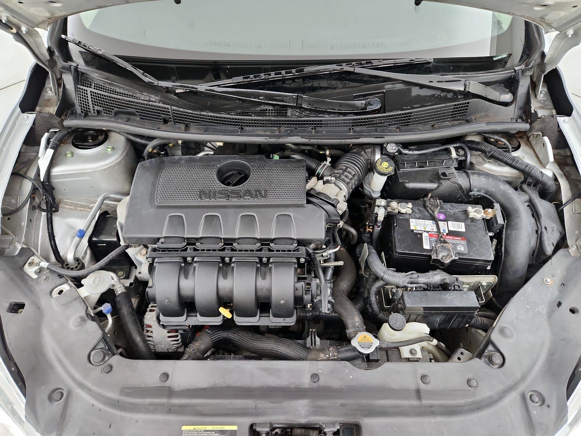 Thumbnail: 2015 Nissan Sentra - 18