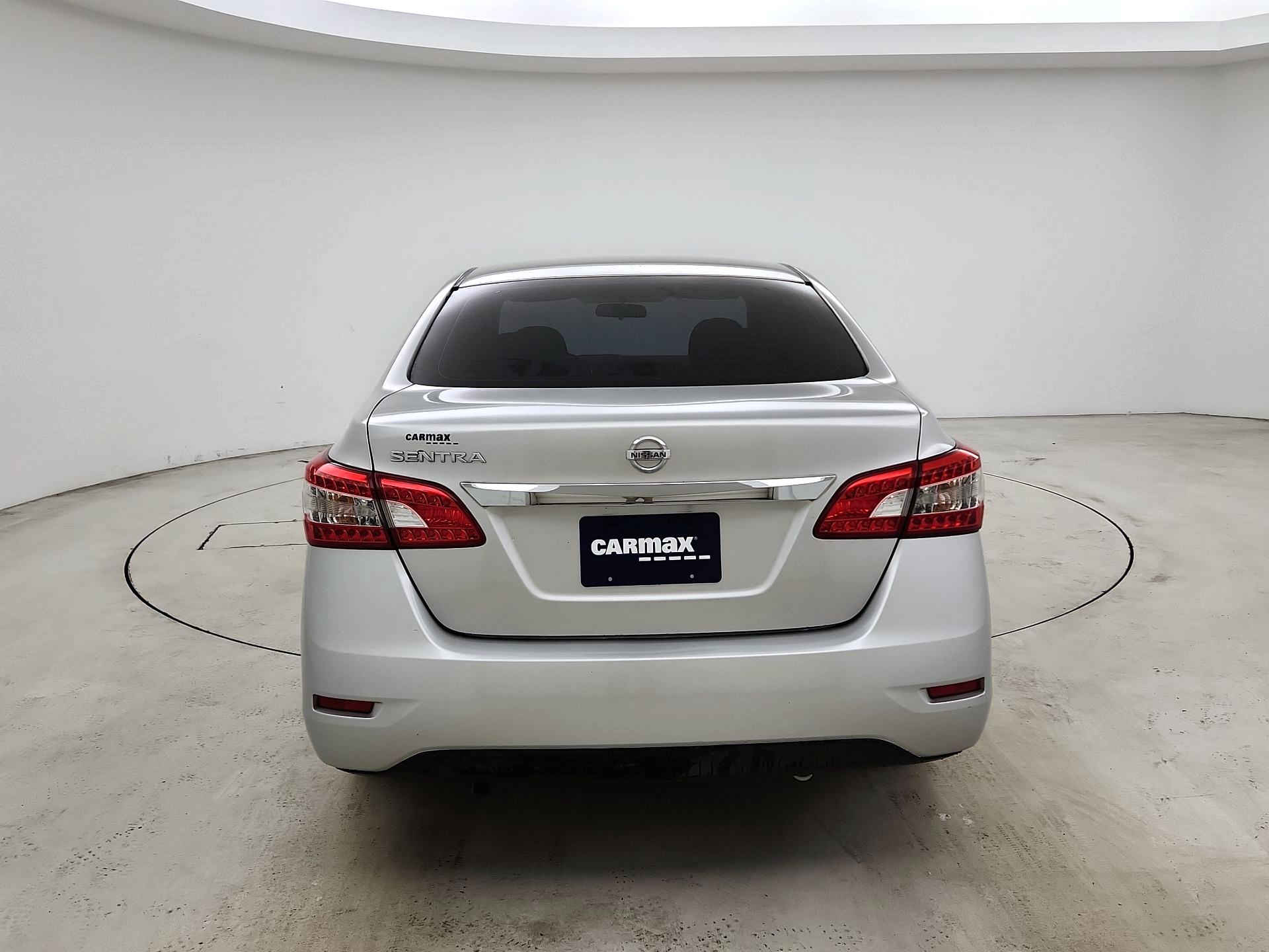 Thumbnail: 2015 Nissan Sentra - 6