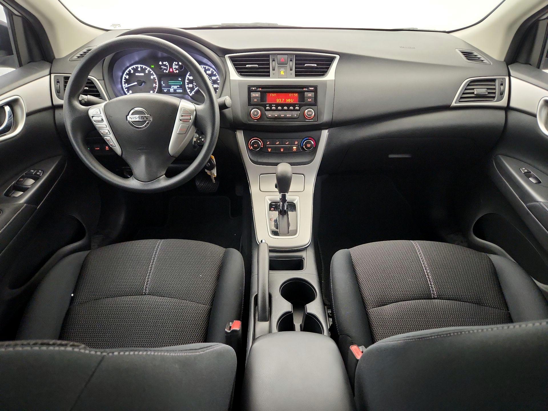 Thumbnail: 2015 Nissan Sentra - 8