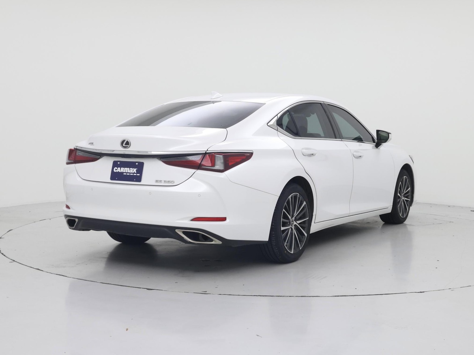 2024 Lexus ES 350 - Photo 9