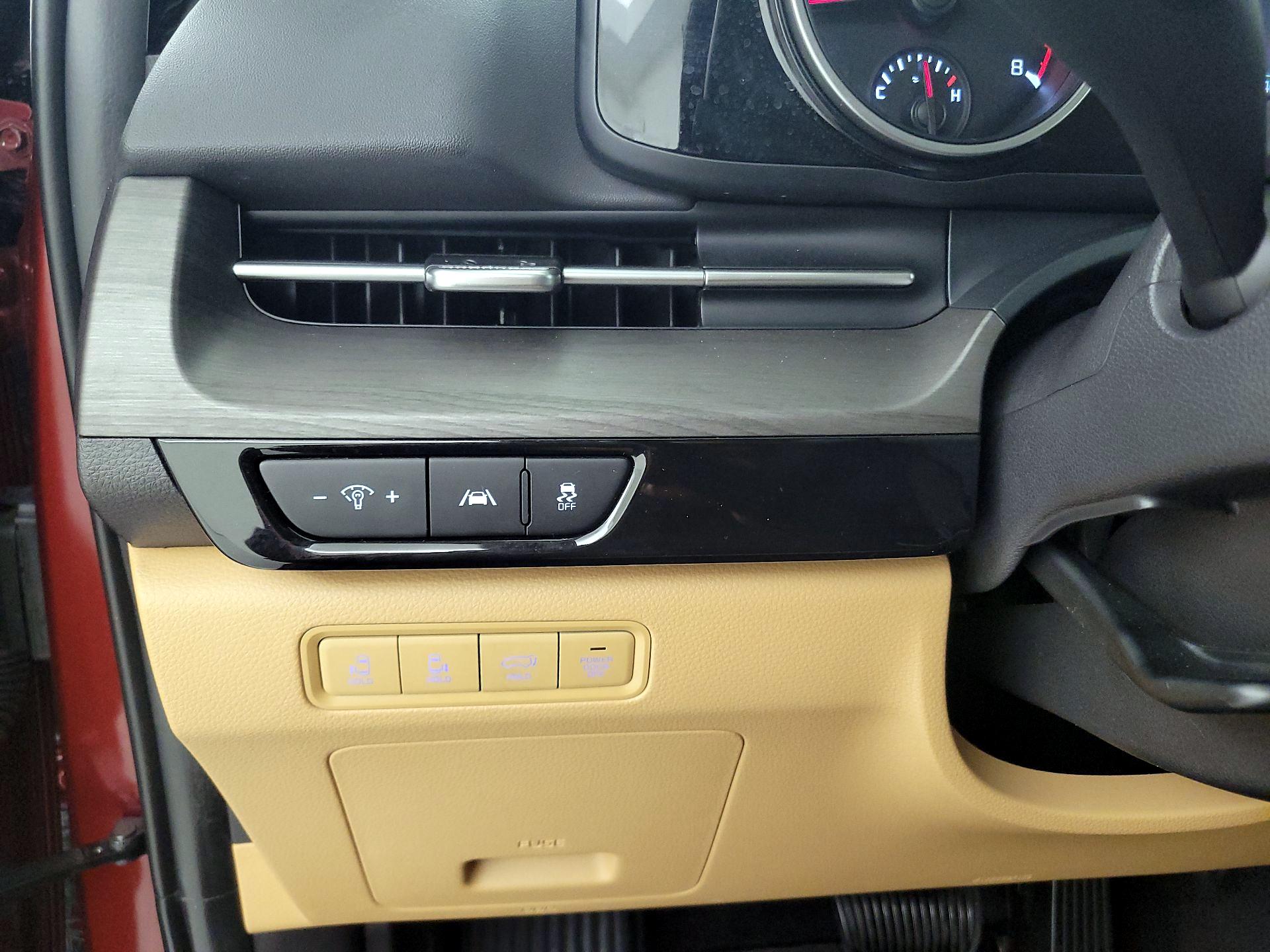 Thumbnail: 2024 Kia Carnival - 13