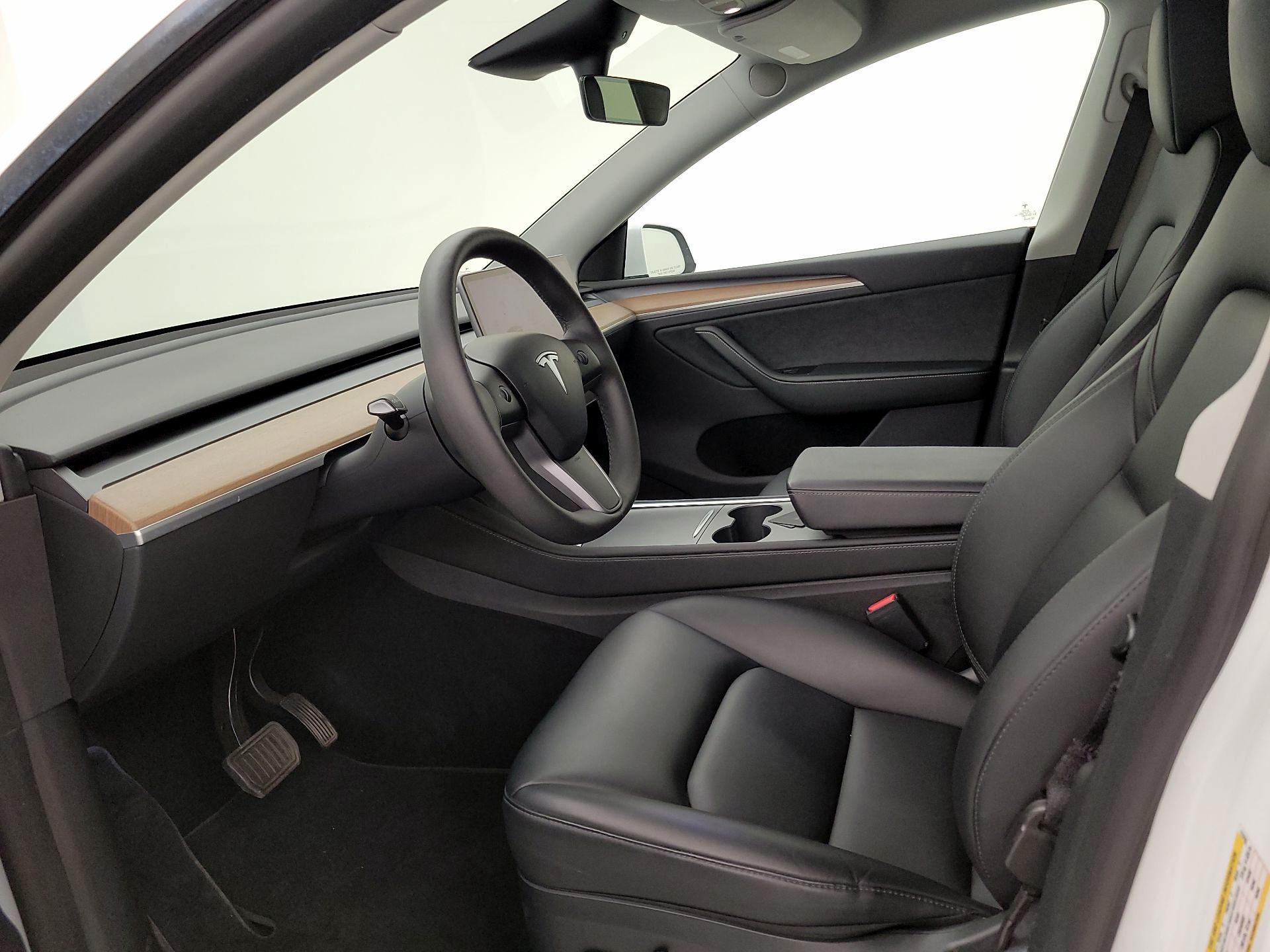 Thumbnail: 2023 Tesla Model Y - 11