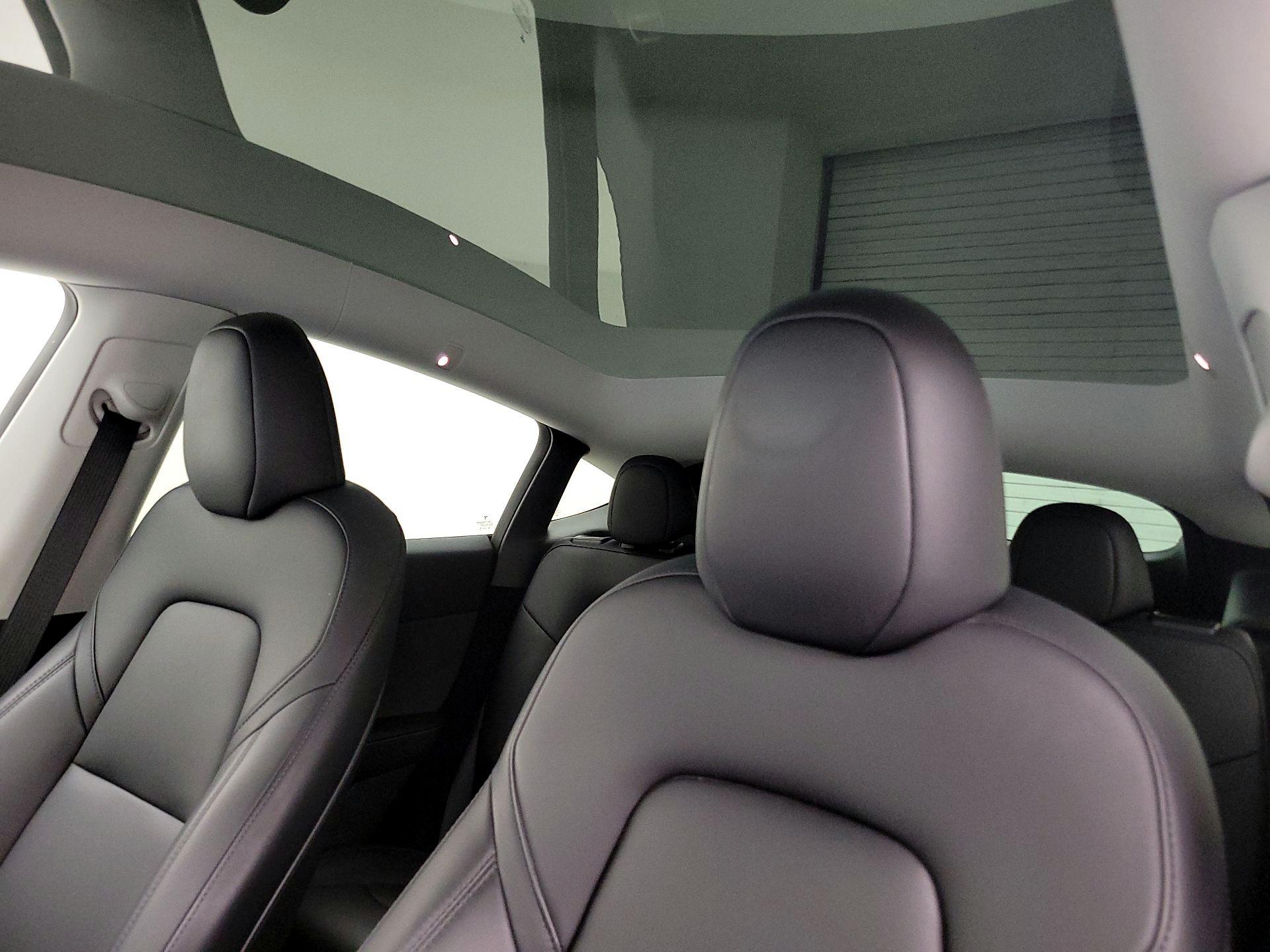 Thumbnail: 2023 Tesla Model Y - 18