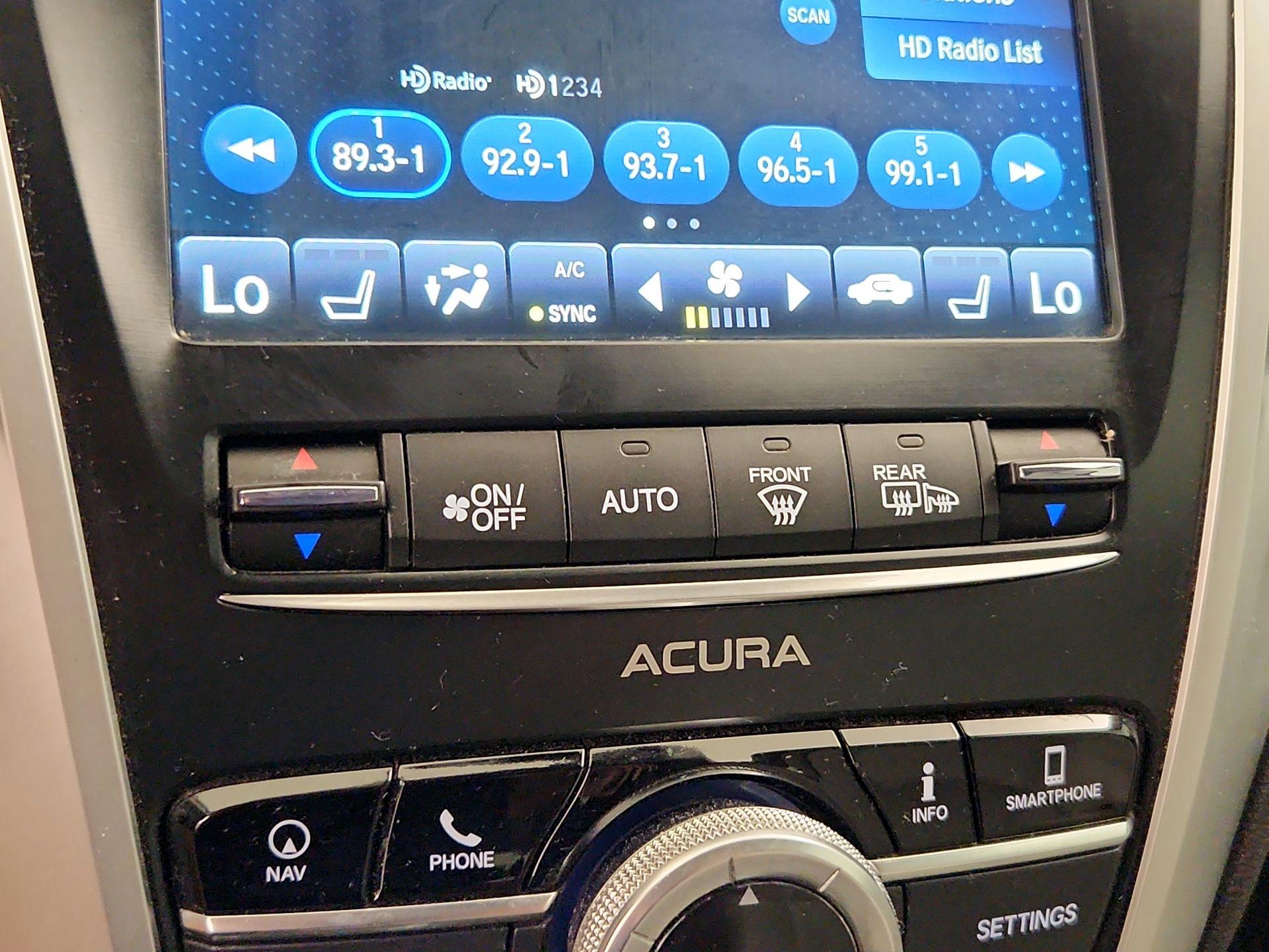 Thumbnail: 2018 Acura TLX - 17