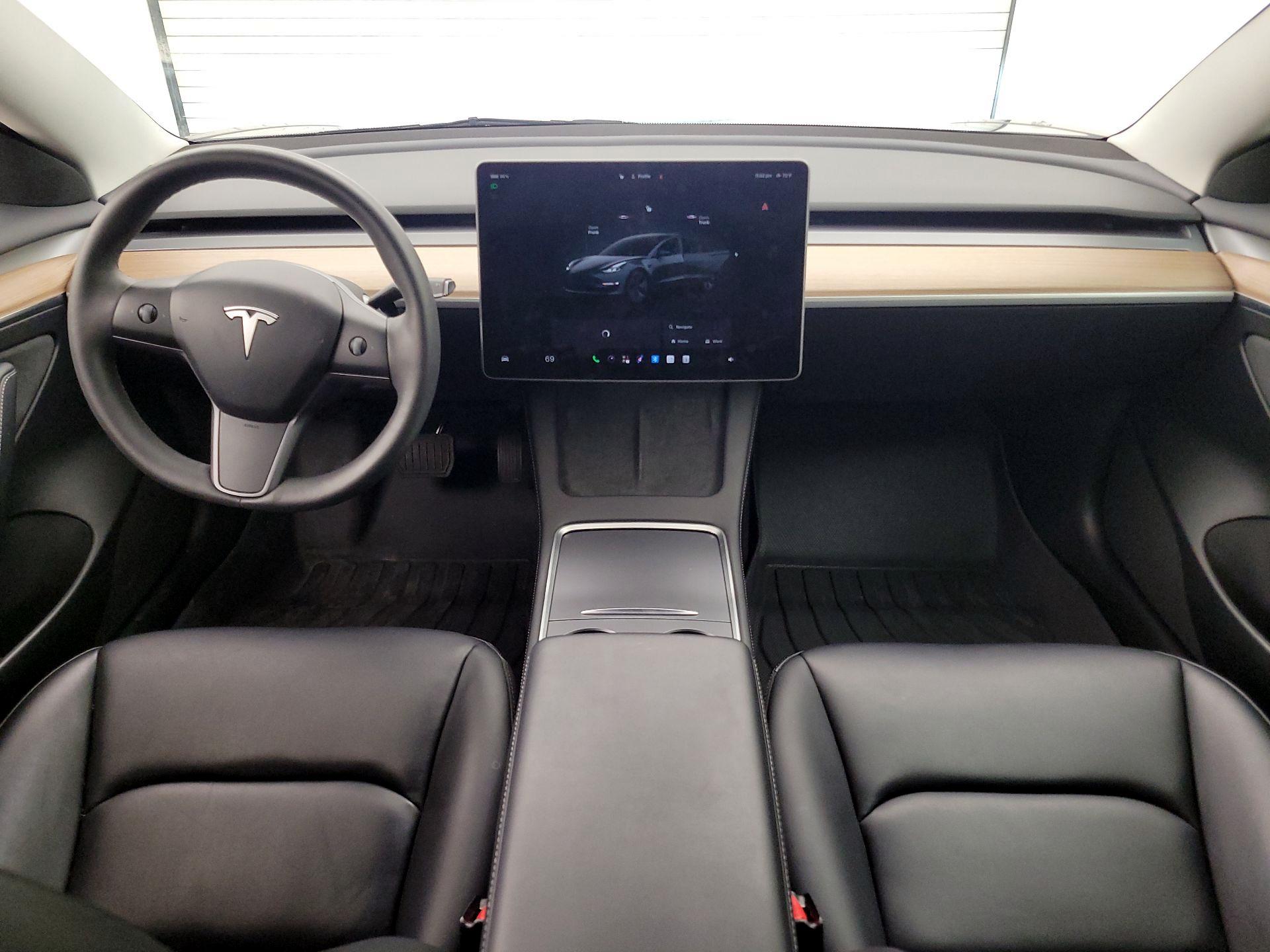 Thumbnail: 2023 Tesla Model 3 - 9