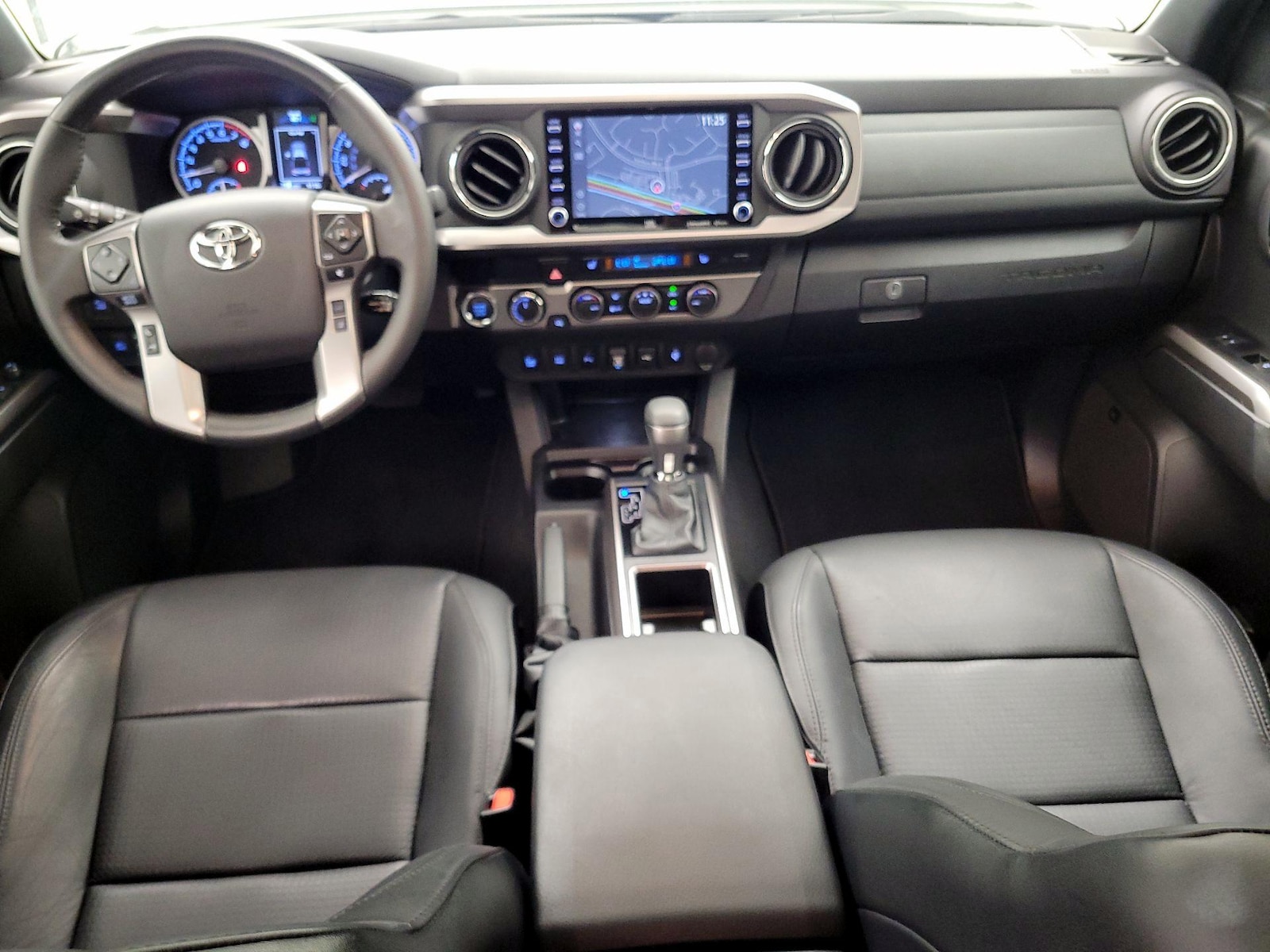 2023 Toyota Tacoma Limited - Photo 10