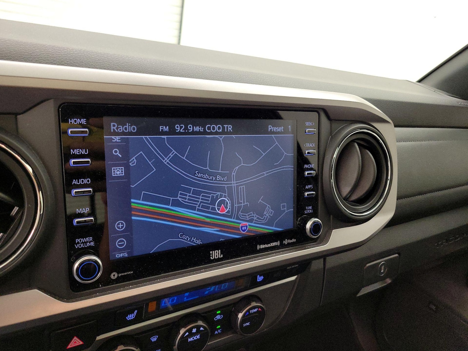 2023 Toyota Tacoma Limited - Photo 15