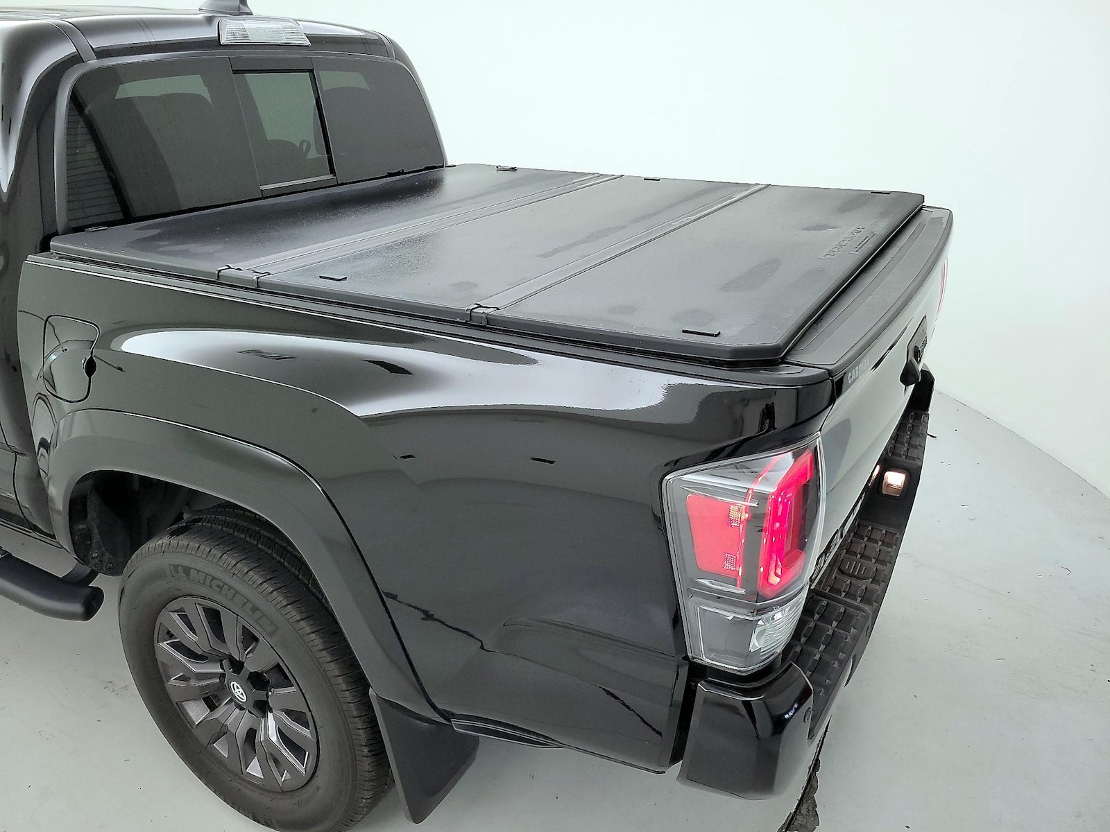 2023 Toyota Tacoma Limited - Photo 23