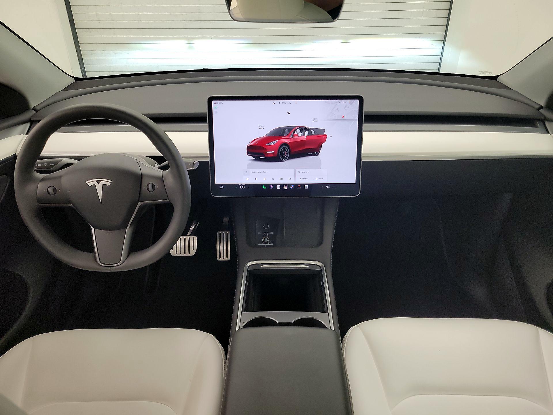 Thumbnail: 2023 Tesla Model Y - 9