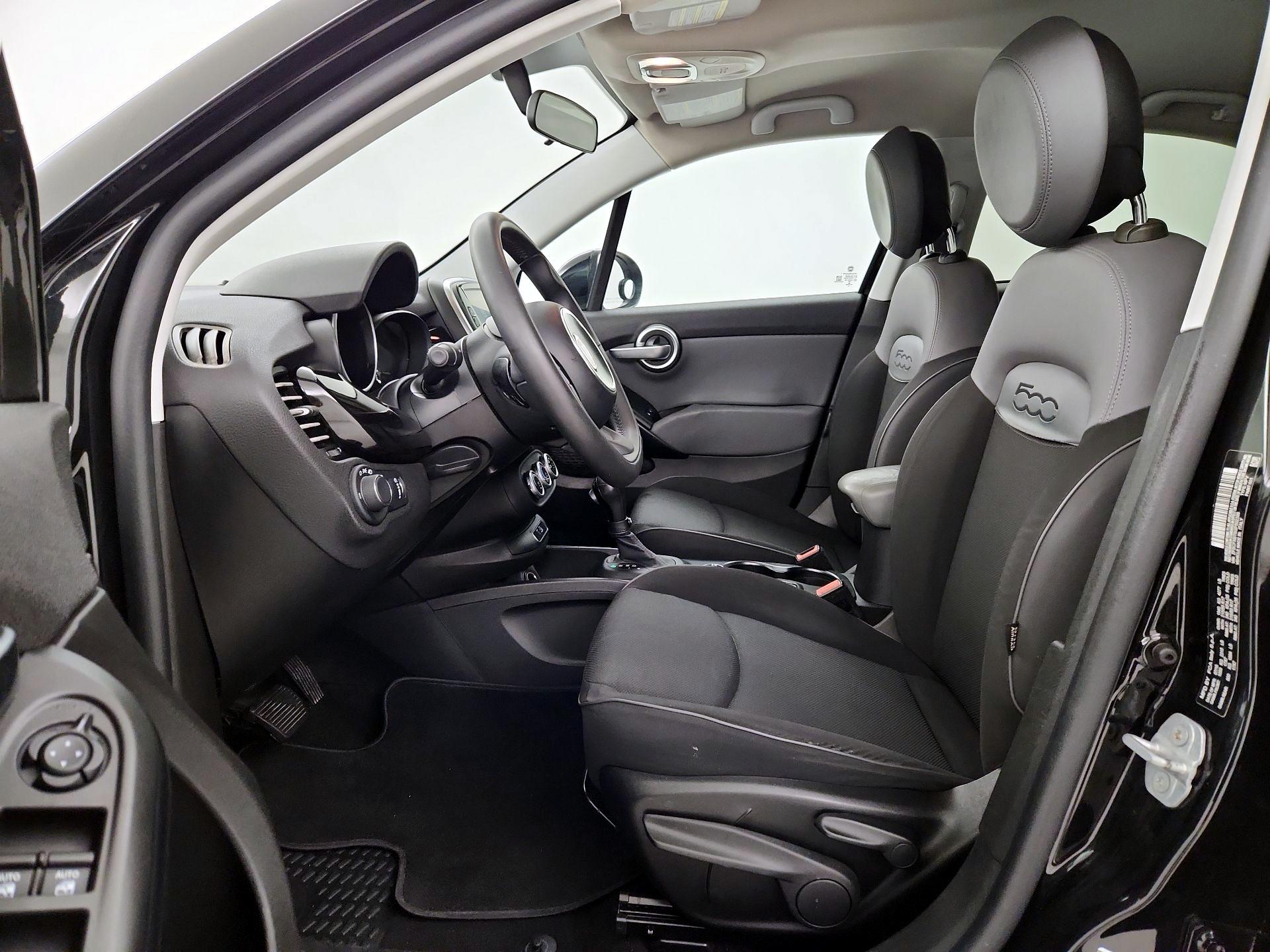 Thumbnail: 2016 Fiat 500X - 11
