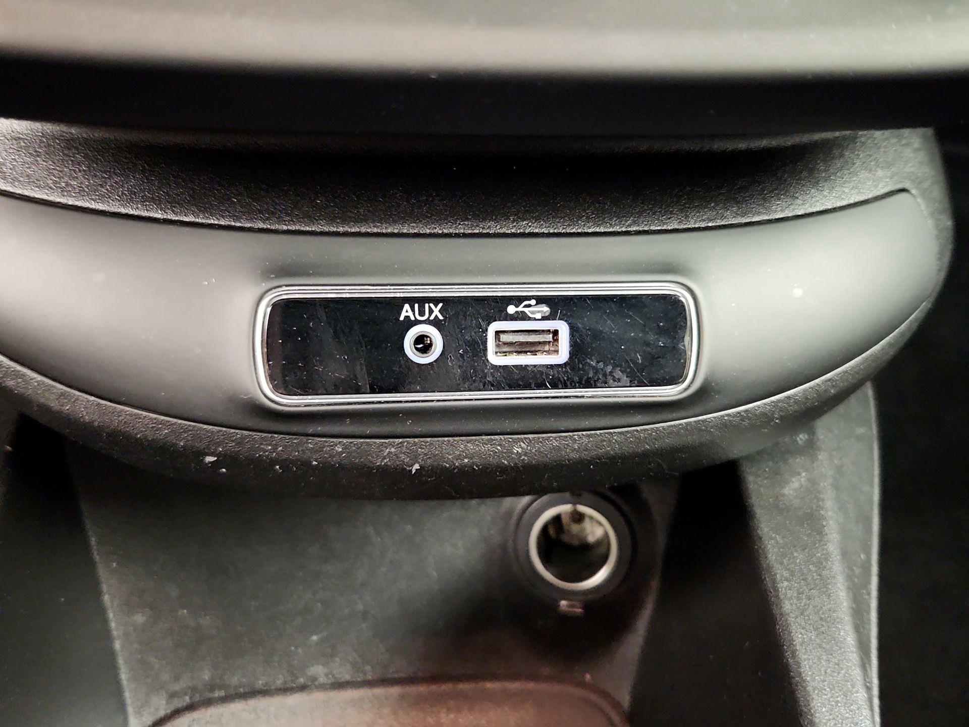 Thumbnail: 2016 Fiat 500X - 19