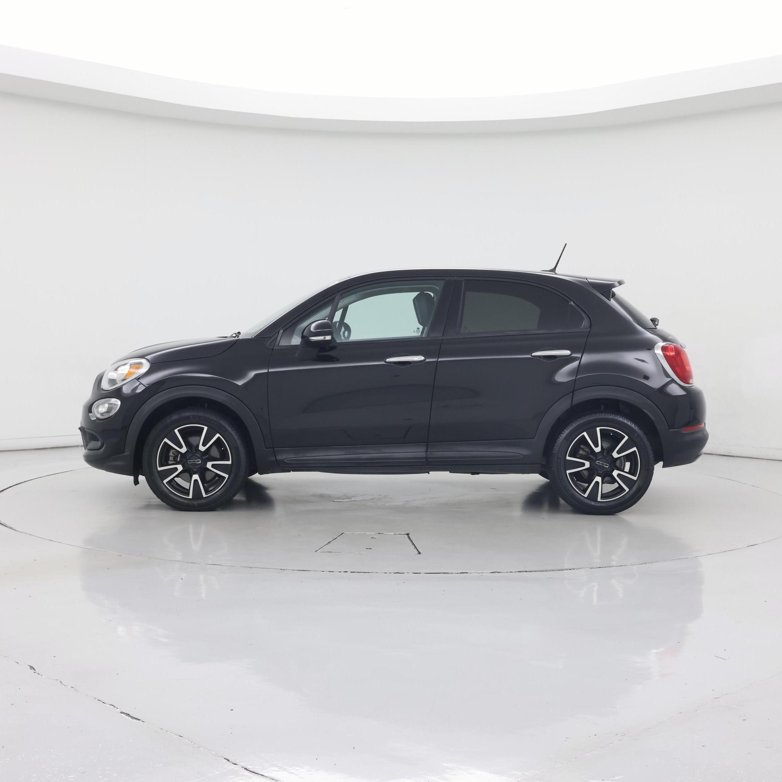 Thumbnail: 2016 Fiat 500X - 3