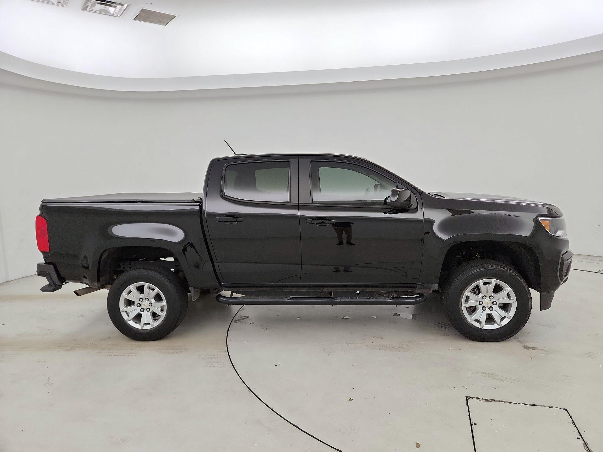 Thumbnail: 2022 Chevrolet Colorado - 4