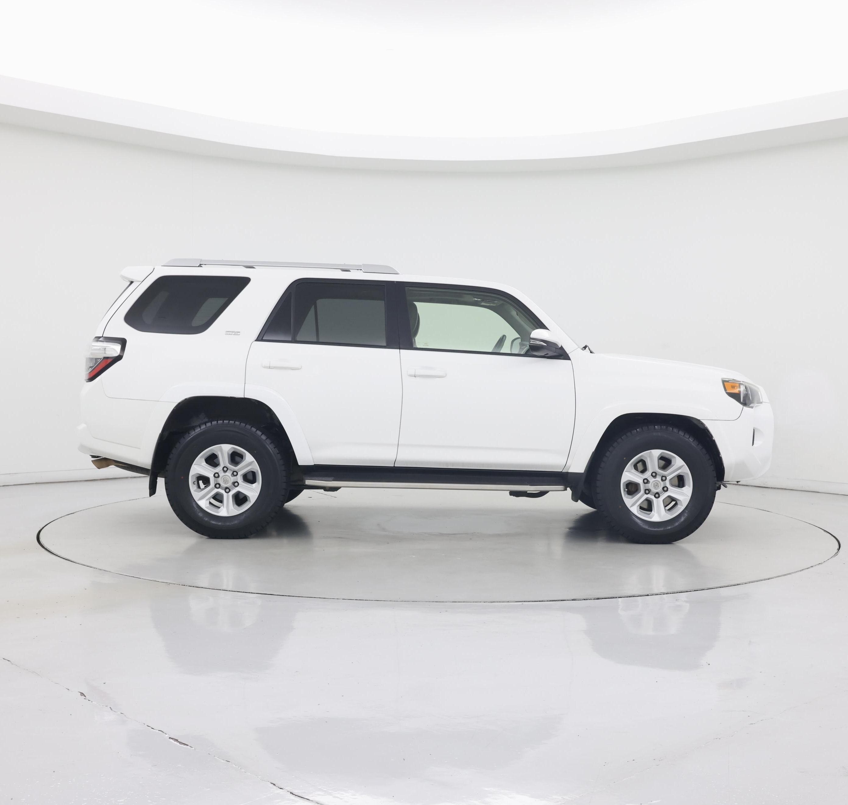 Thumbnail: 2014 Toyota 4Runner - 7