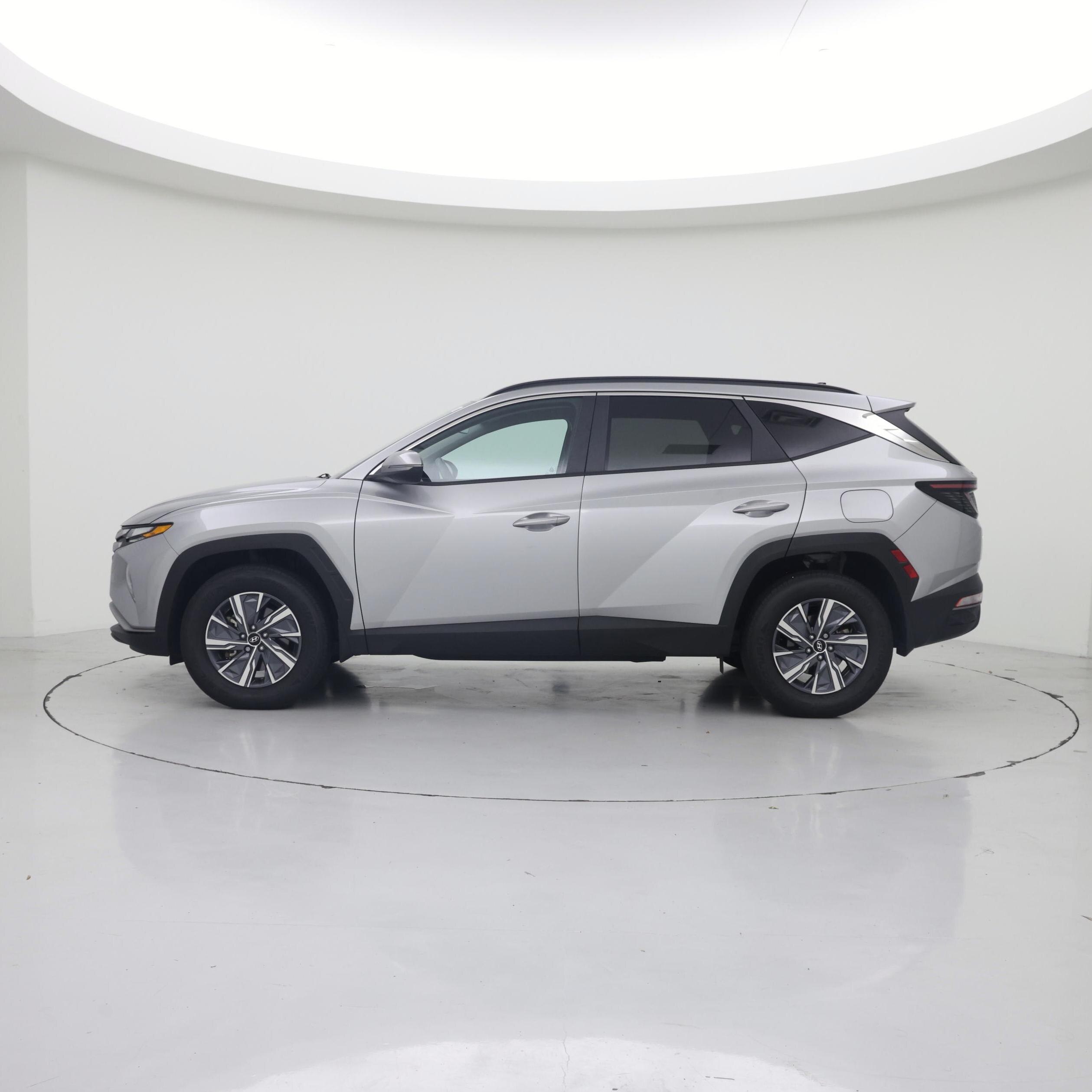 Thumbnail: 2023 Hyundai Tucson - 3