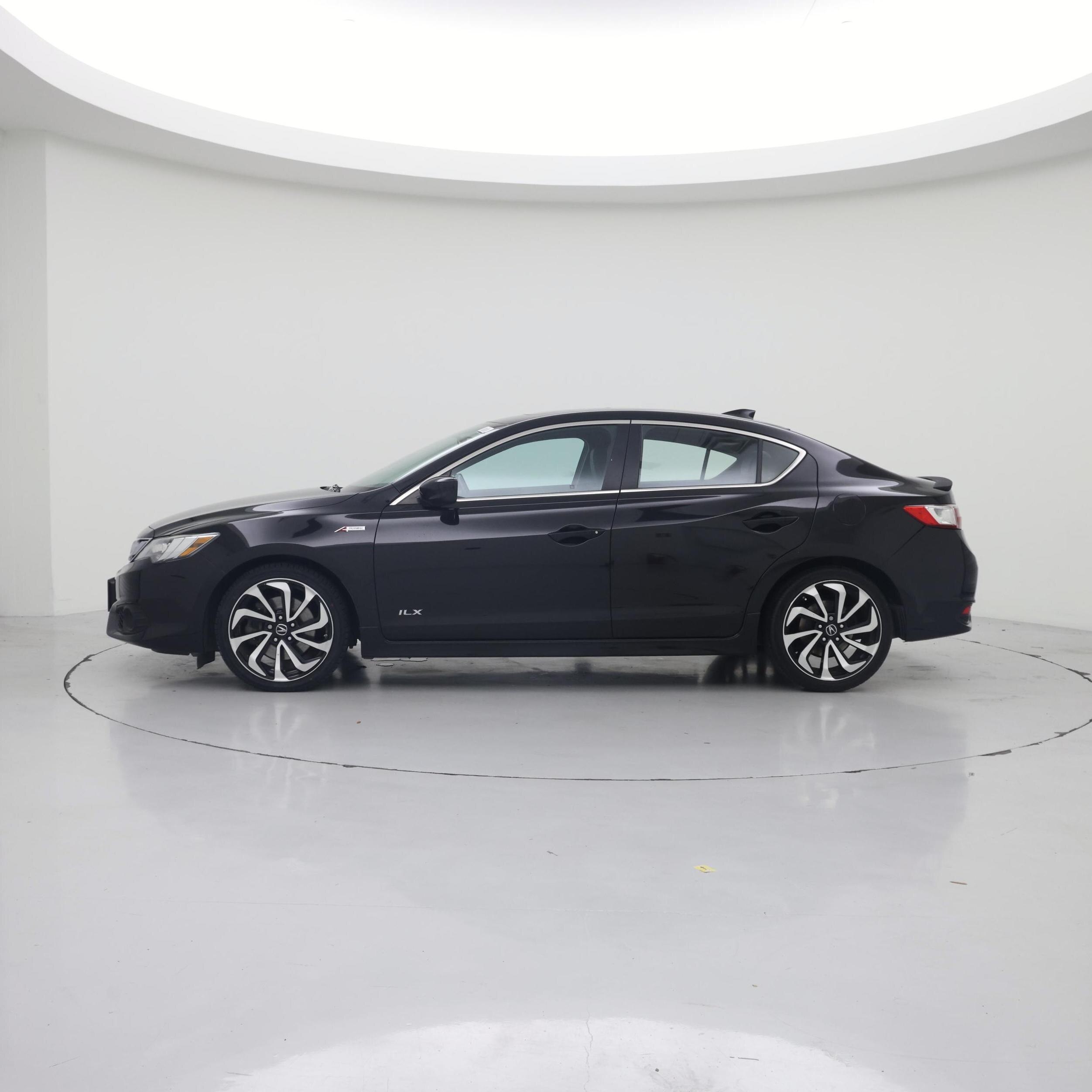 Thumbnail: 2018 Acura ILX - 3
