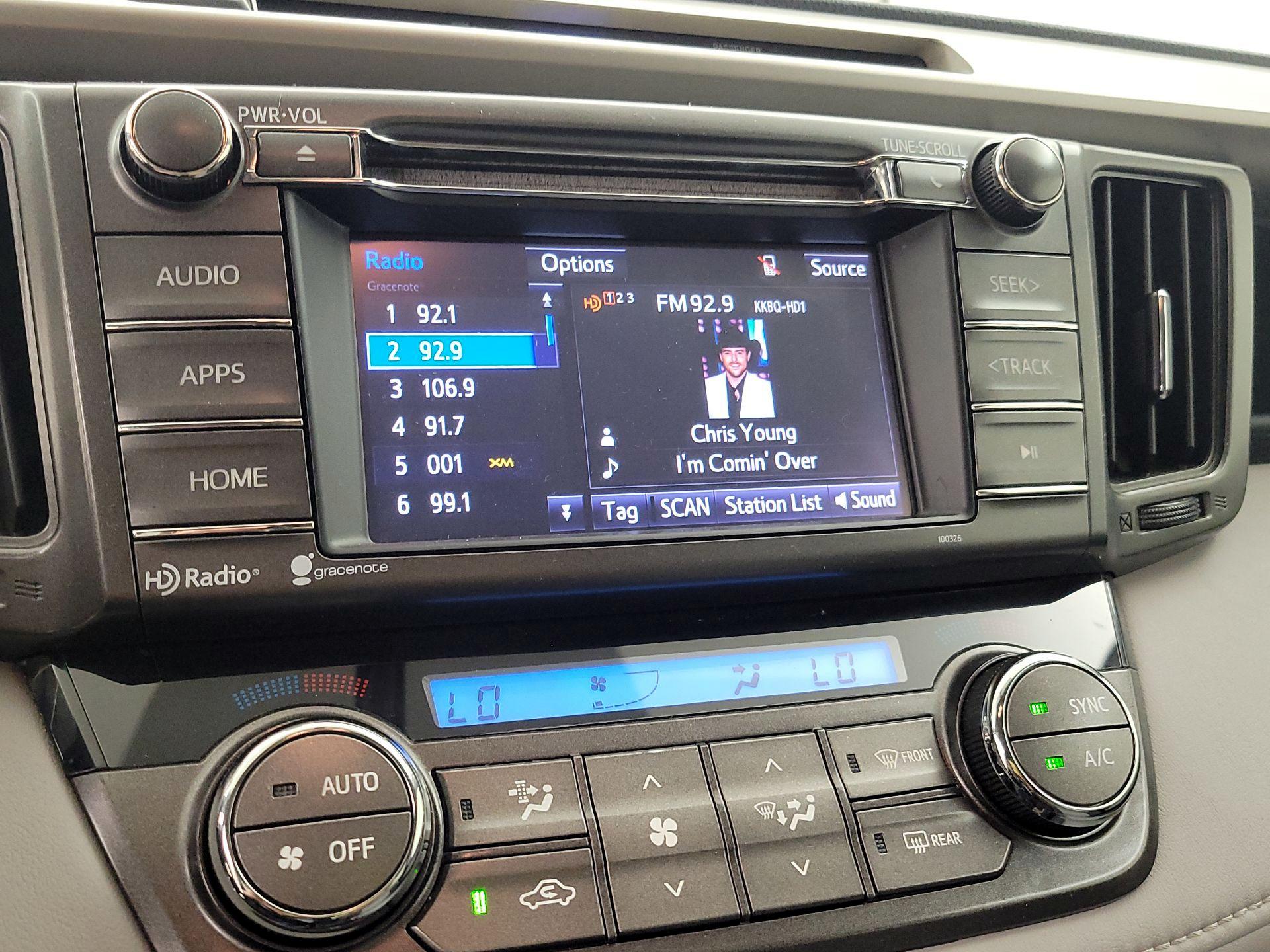 Thumbnail: 2015 Toyota RAV4 - 15